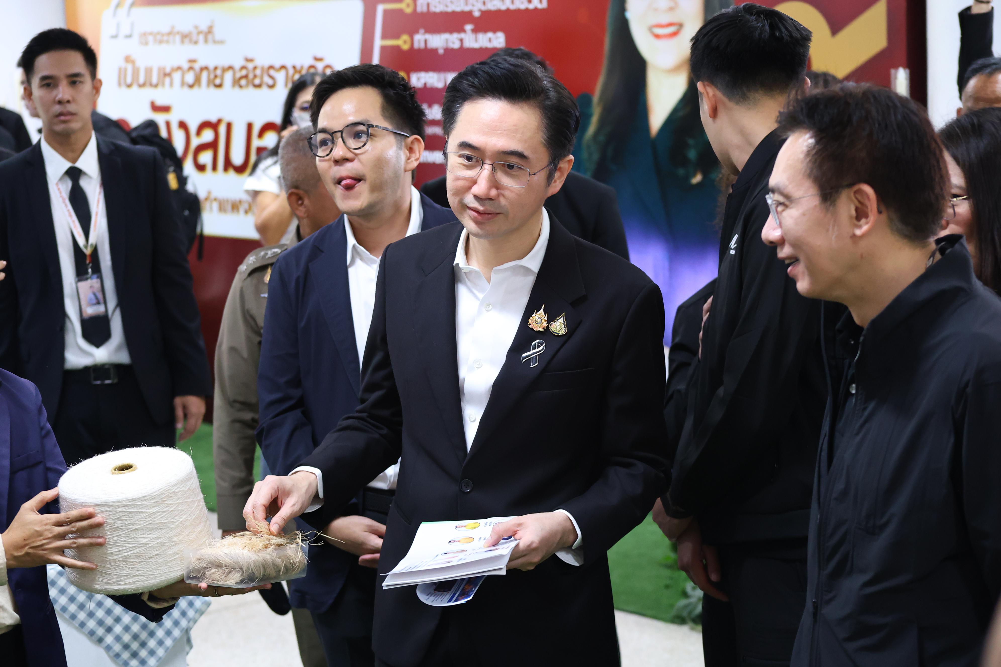 271. การขับเคลื่อนมหาวิทยาลัยราชภัฏสู่การเป็นคลังสมองของจังหวัดด้วยการผลิตบัณฑิต วิจัยและนวัตกรรมที่ตอบโจทย์พื้นที่