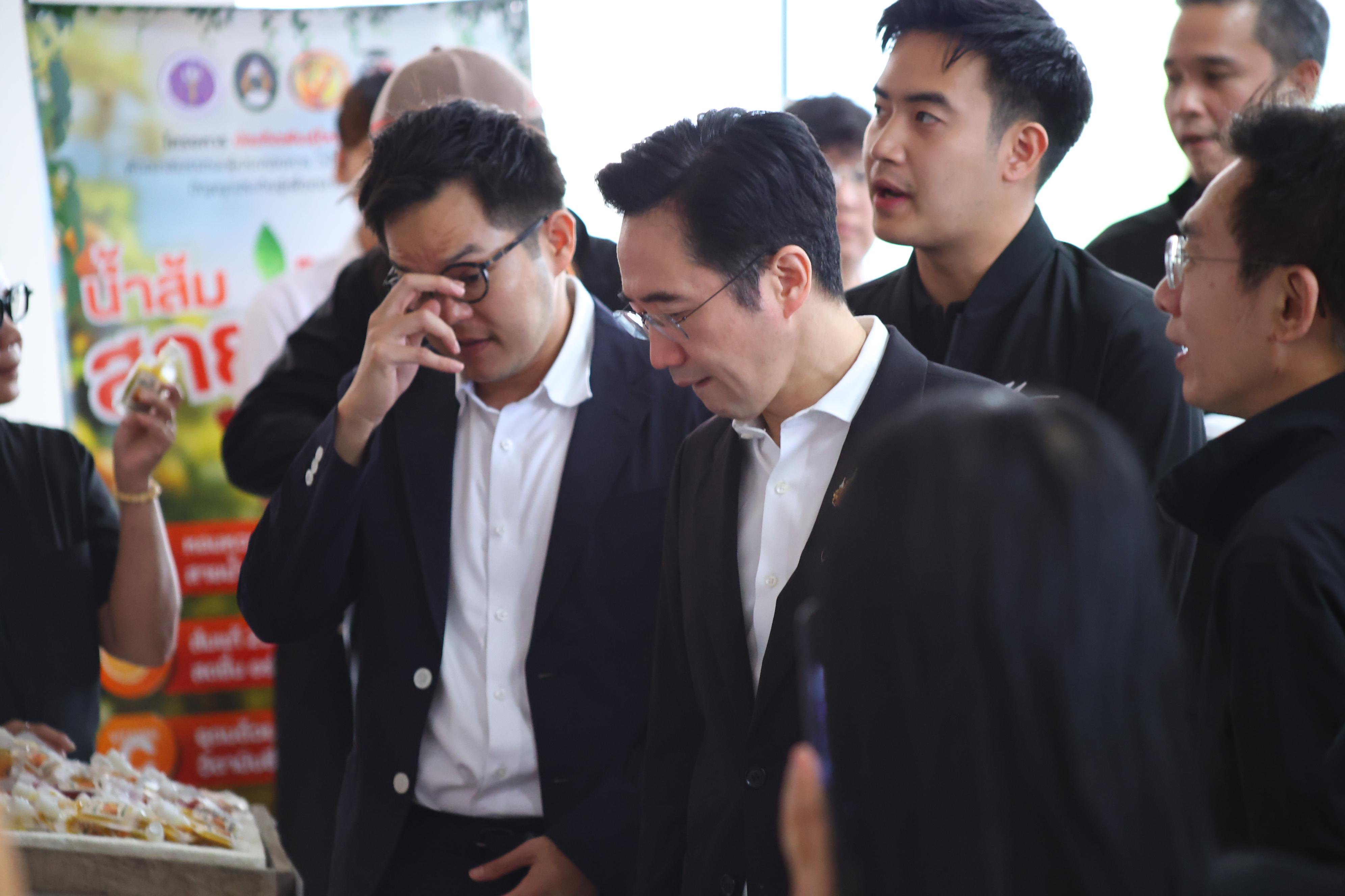 297. การขับเคลื่อนมหาวิทยาลัยราชภัฏสู่การเป็นคลังสมองของจังหวัดด้วยการผลิตบัณฑิต วิจัยและนวัตกรรมที่ตอบโจทย์พื้นที่