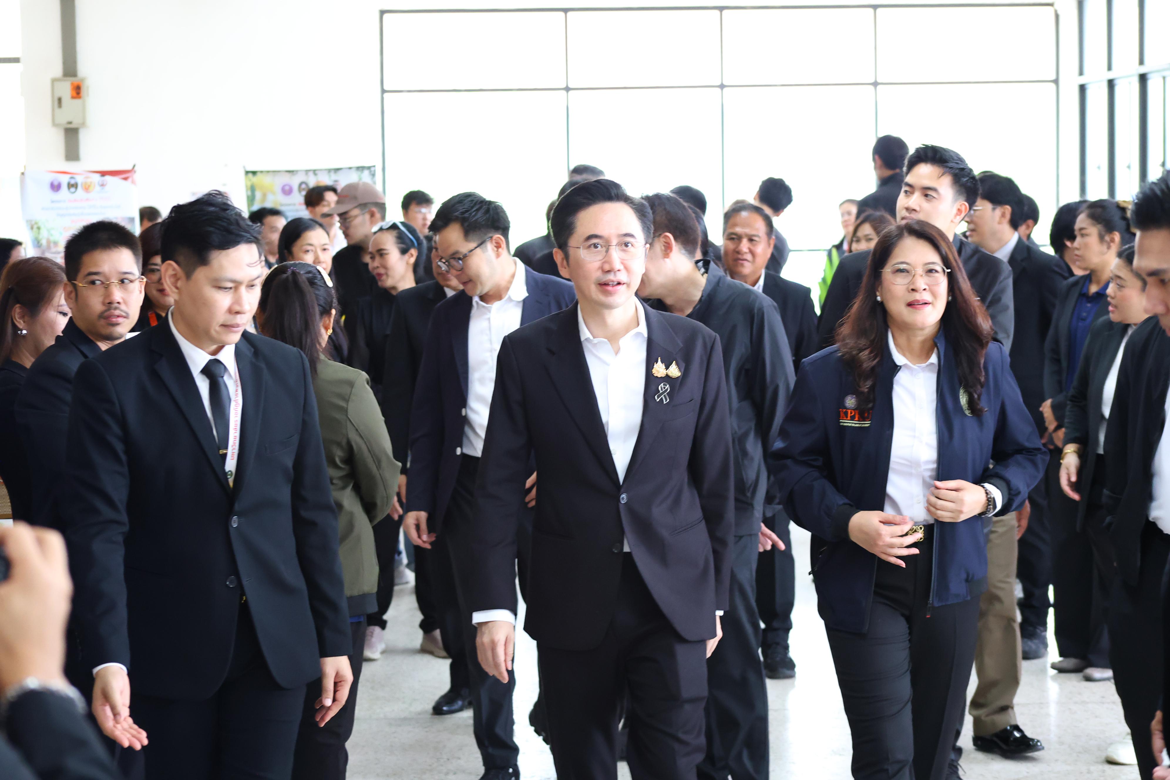 301. การขับเคลื่อนมหาวิทยาลัยราชภัฏสู่การเป็นคลังสมองของจังหวัดด้วยการผลิตบัณฑิต วิจัยและนวัตกรรมที่ตอบโจทย์พื้นที่
