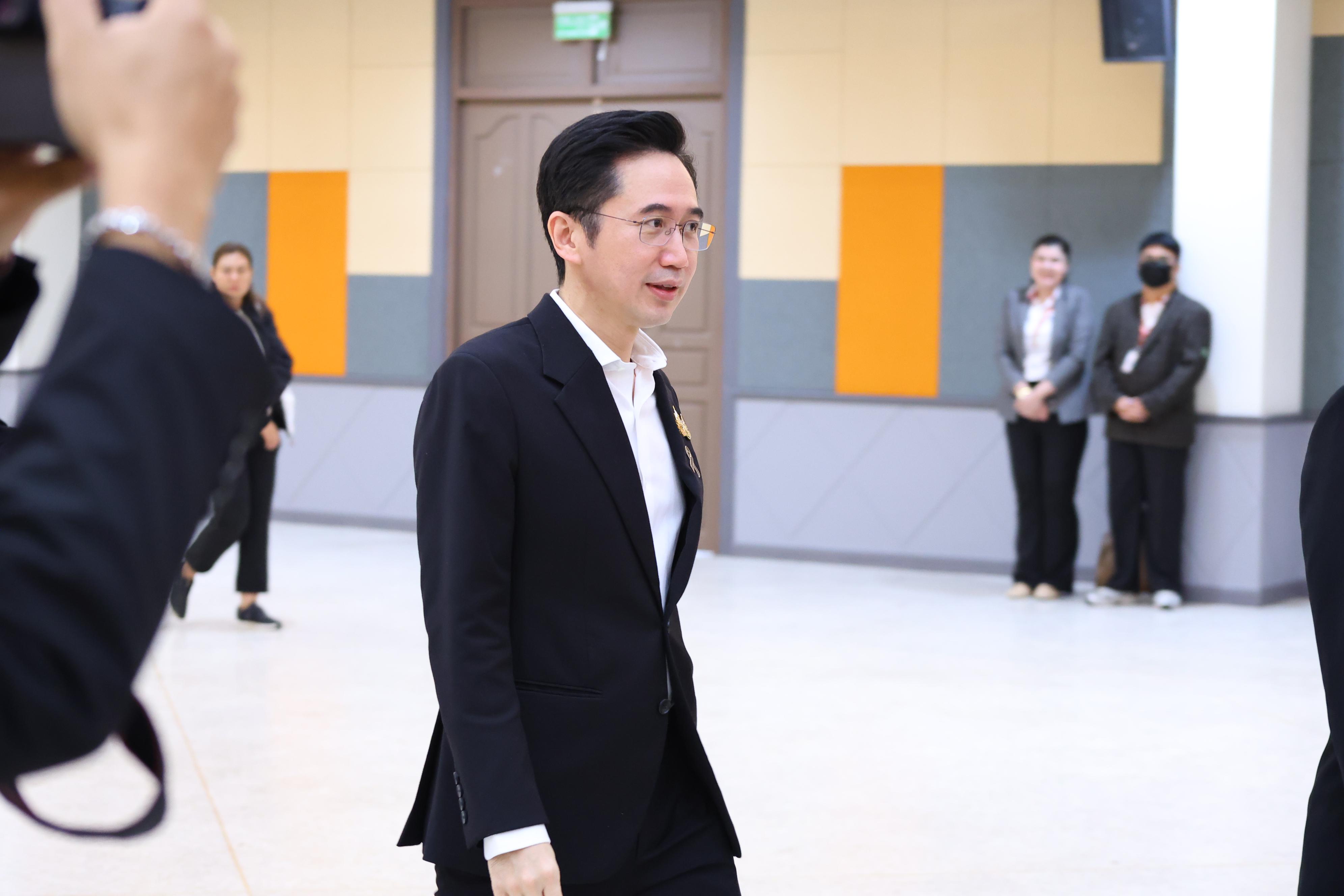 311. การขับเคลื่อนมหาวิทยาลัยราชภัฏสู่การเป็นคลังสมองของจังหวัดด้วยการผลิตบัณฑิต วิจัยและนวัตกรรมที่ตอบโจทย์พื้นที่