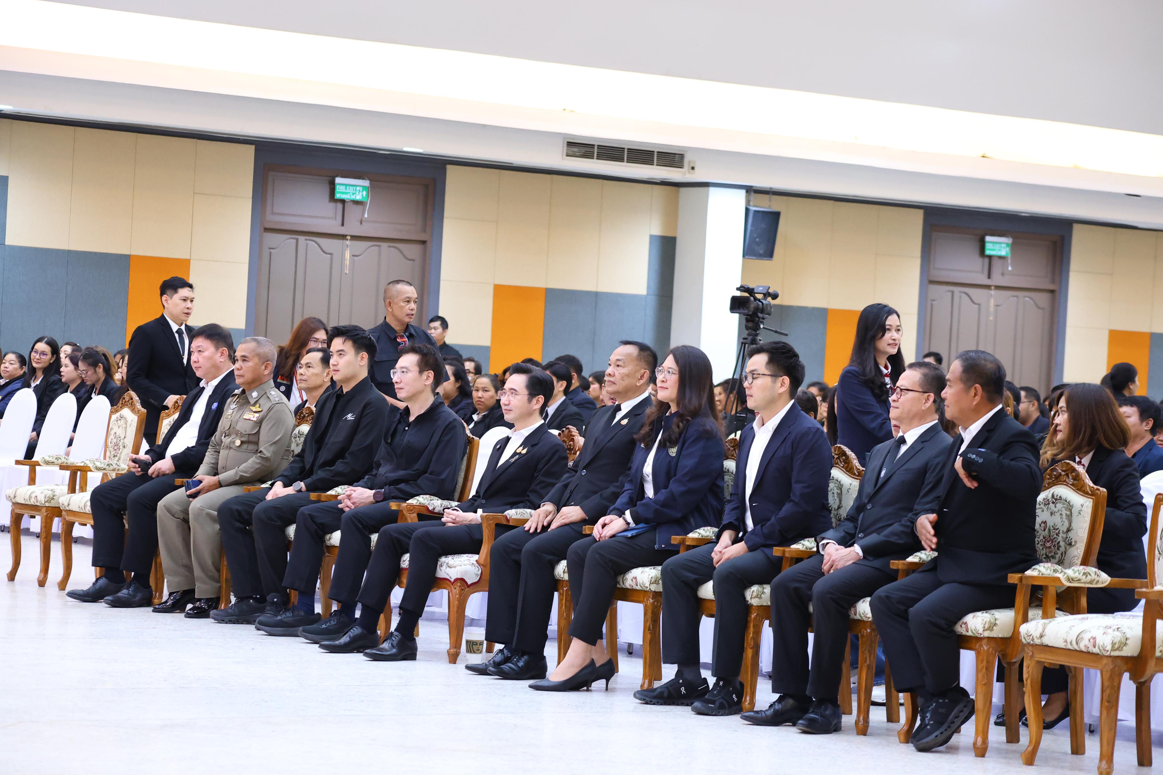 316. การขับเคลื่อนมหาวิทยาลัยราชภัฏสู่การเป็นคลังสมองของจังหวัดด้วยการผลิตบัณฑิต วิจัยและนวัตกรรมที่ตอบโจทย์พื้นที่