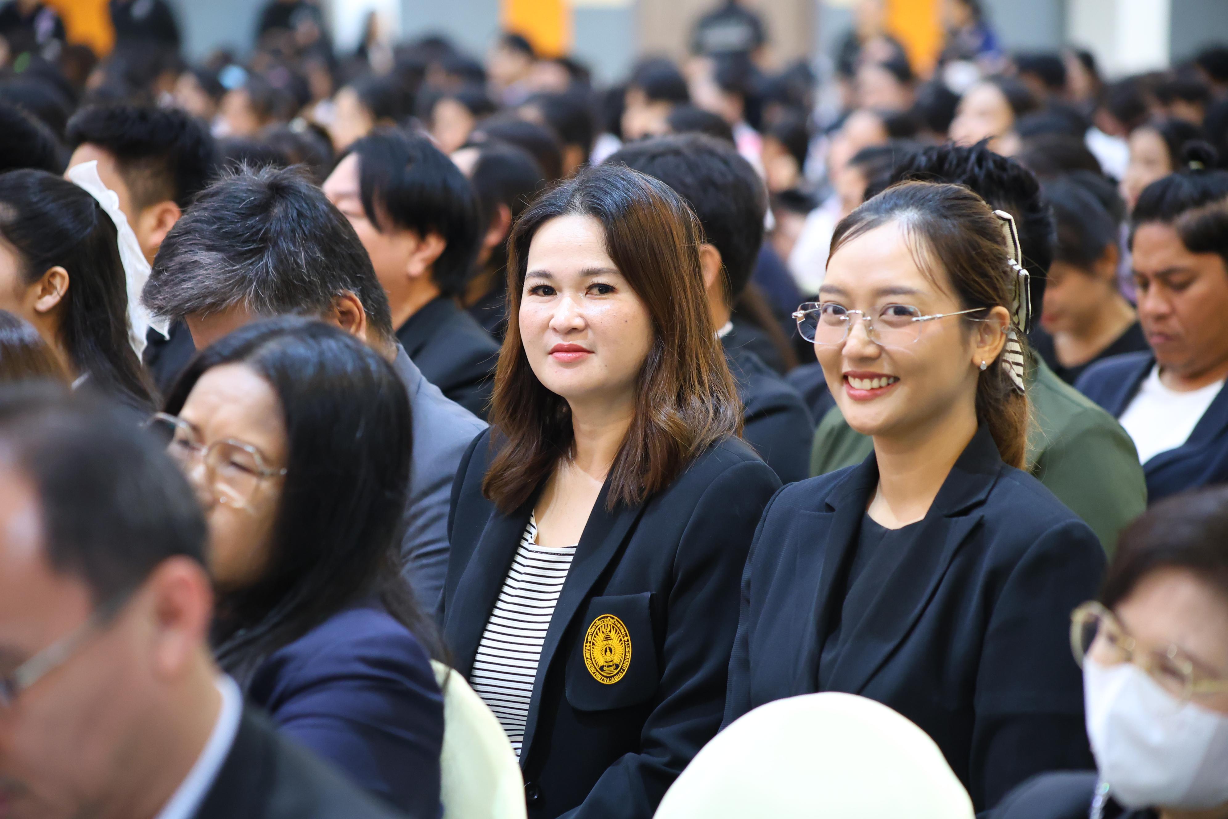 345. การขับเคลื่อนมหาวิทยาลัยราชภัฏสู่การเป็นคลังสมองของจังหวัดด้วยการผลิตบัณฑิต วิจัยและนวัตกรรมที่ตอบโจทย์พื้นที่