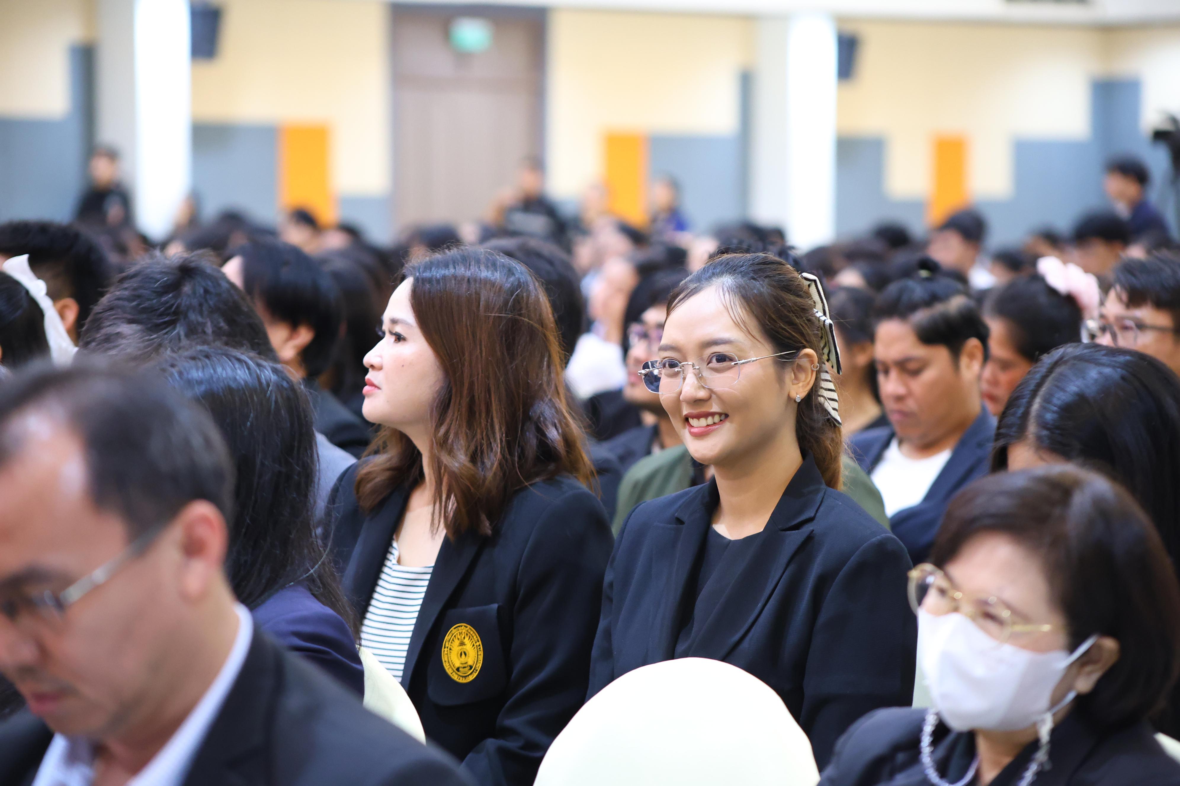 347. การขับเคลื่อนมหาวิทยาลัยราชภัฏสู่การเป็นคลังสมองของจังหวัดด้วยการผลิตบัณฑิต วิจัยและนวัตกรรมที่ตอบโจทย์พื้นที่