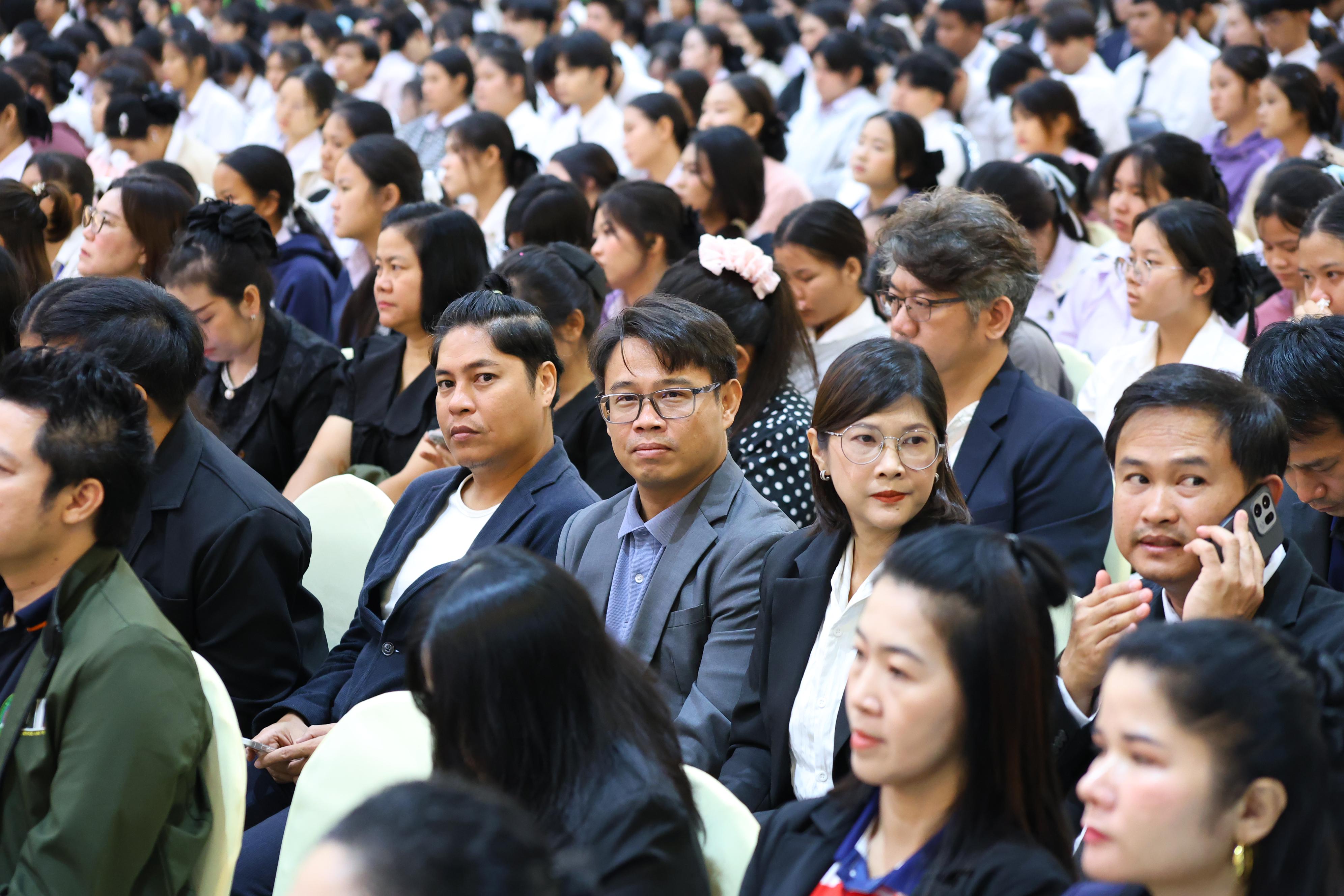 349. การขับเคลื่อนมหาวิทยาลัยราชภัฏสู่การเป็นคลังสมองของจังหวัดด้วยการผลิตบัณฑิต วิจัยและนวัตกรรมที่ตอบโจทย์พื้นที่