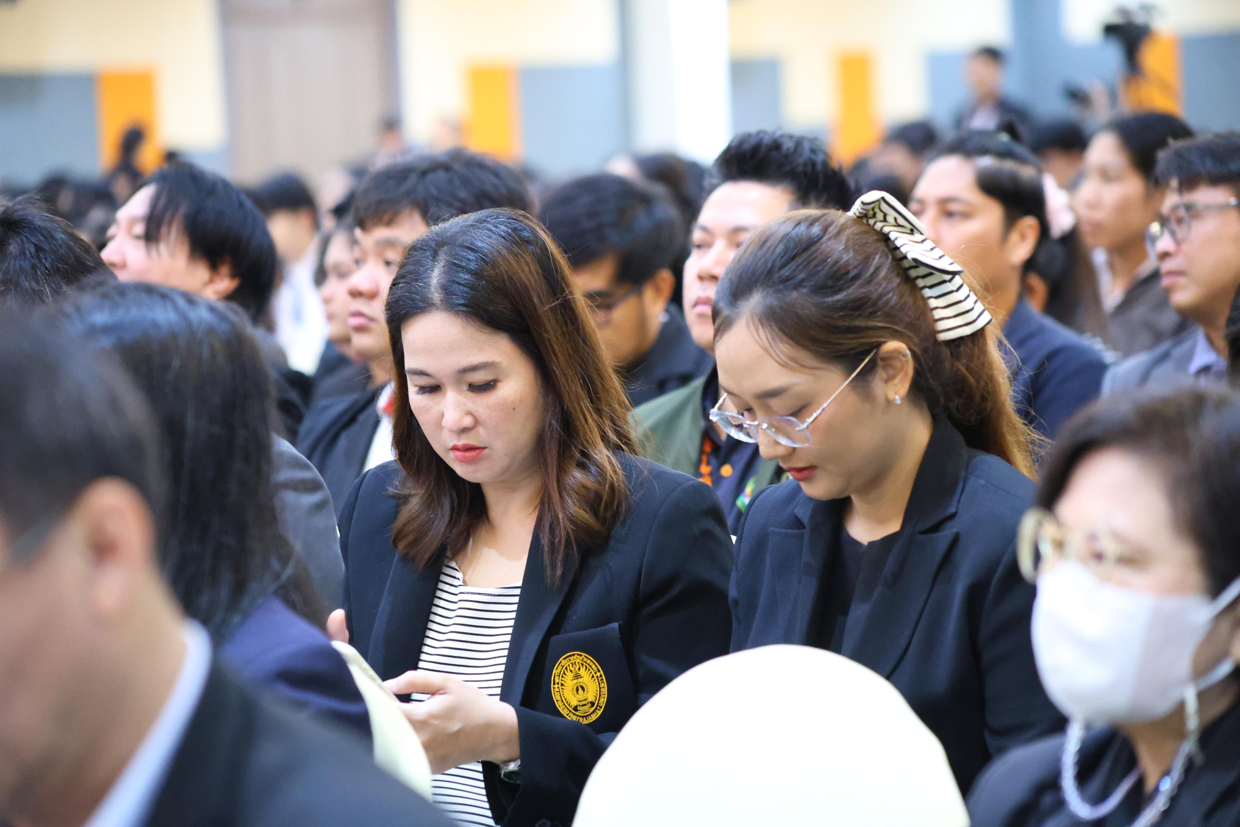 353. การขับเคลื่อนมหาวิทยาลัยราชภัฏสู่การเป็นคลังสมองของจังหวัดด้วยการผลิตบัณฑิต วิจัยและนวัตกรรมที่ตอบโจทย์พื้นที่