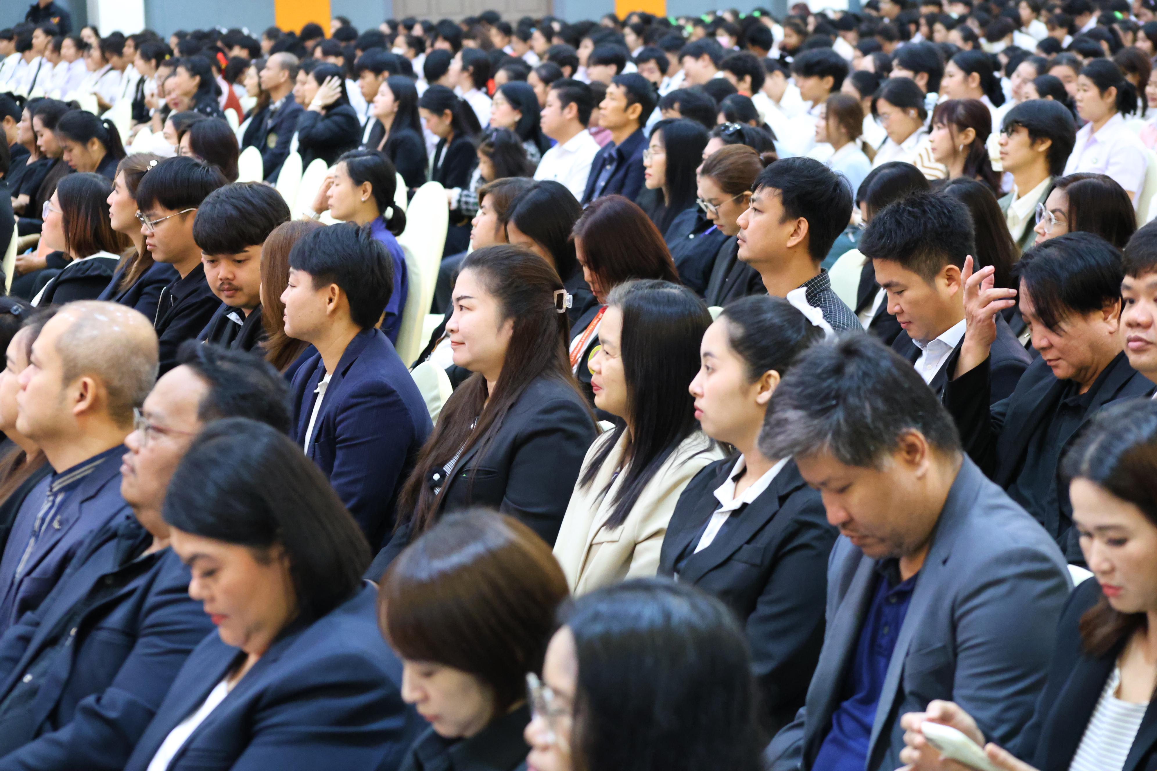 355. การขับเคลื่อนมหาวิทยาลัยราชภัฏสู่การเป็นคลังสมองของจังหวัดด้วยการผลิตบัณฑิต วิจัยและนวัตกรรมที่ตอบโจทย์พื้นที่