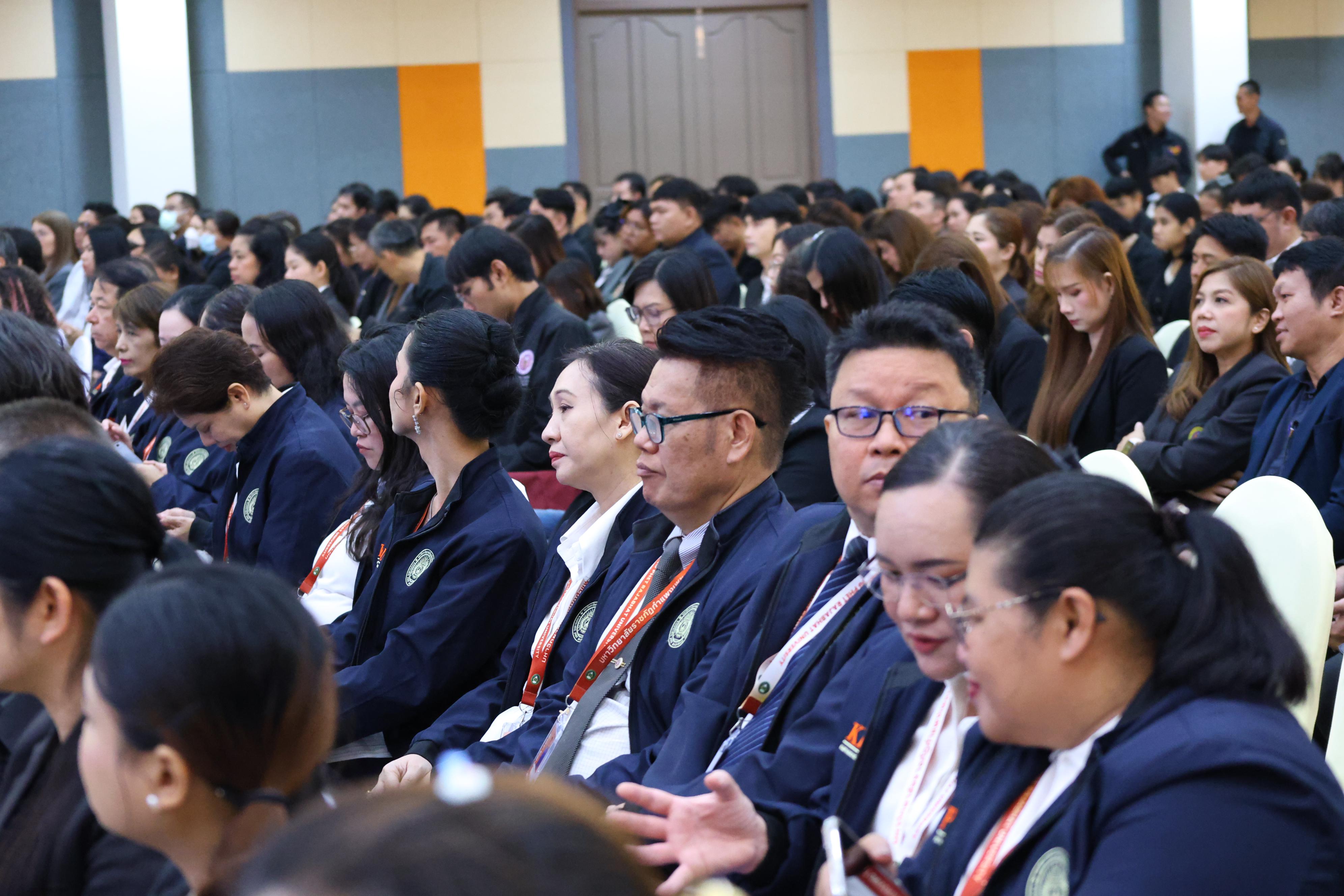 371. การขับเคลื่อนมหาวิทยาลัยราชภัฏสู่การเป็นคลังสมองของจังหวัดด้วยการผลิตบัณฑิต วิจัยและนวัตกรรมที่ตอบโจทย์พื้นที่
