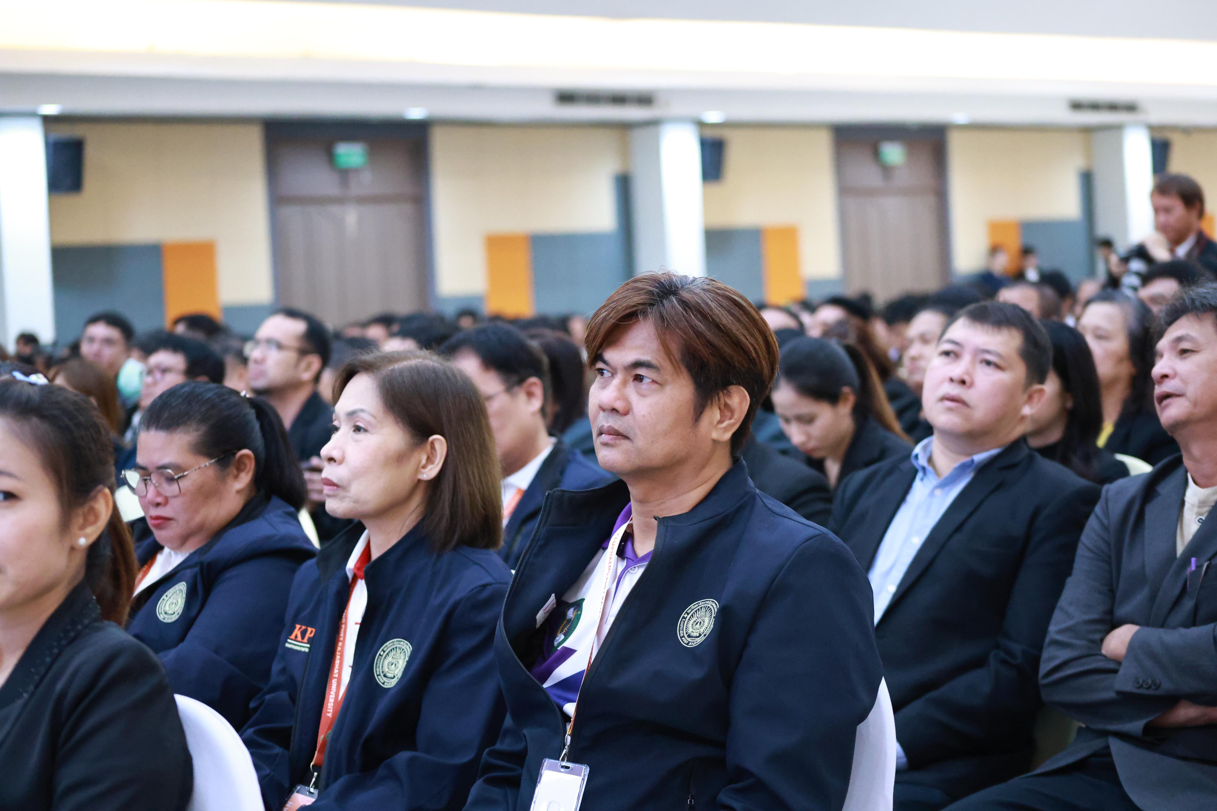 407. การขับเคลื่อนมหาวิทยาลัยราชภัฏสู่การเป็นคลังสมองของจังหวัดด้วยการผลิตบัณฑิต วิจัยและนวัตกรรมที่ตอบโจทย์พื้นที่