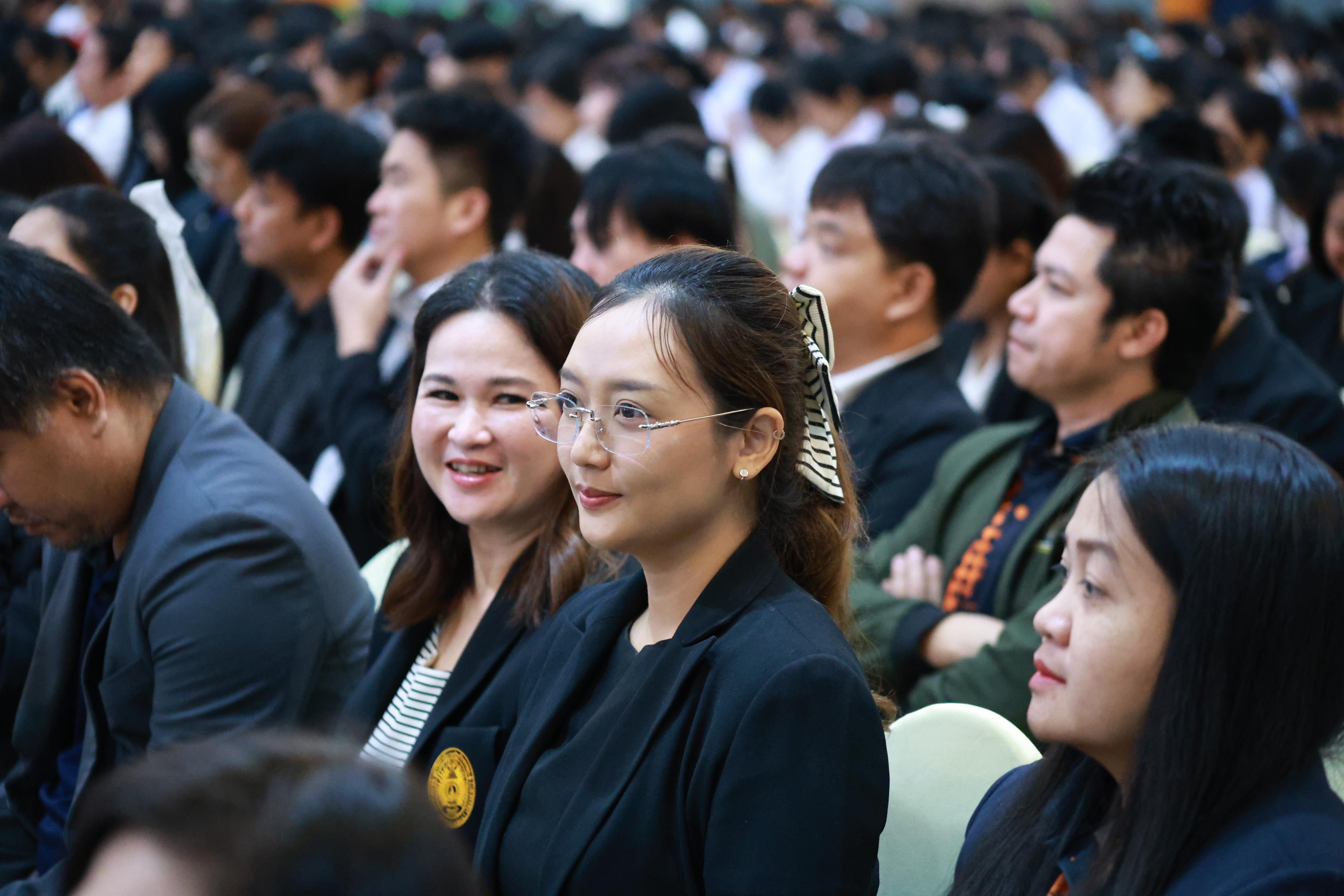 413. การขับเคลื่อนมหาวิทยาลัยราชภัฏสู่การเป็นคลังสมองของจังหวัดด้วยการผลิตบัณฑิต วิจัยและนวัตกรรมที่ตอบโจทย์พื้นที่