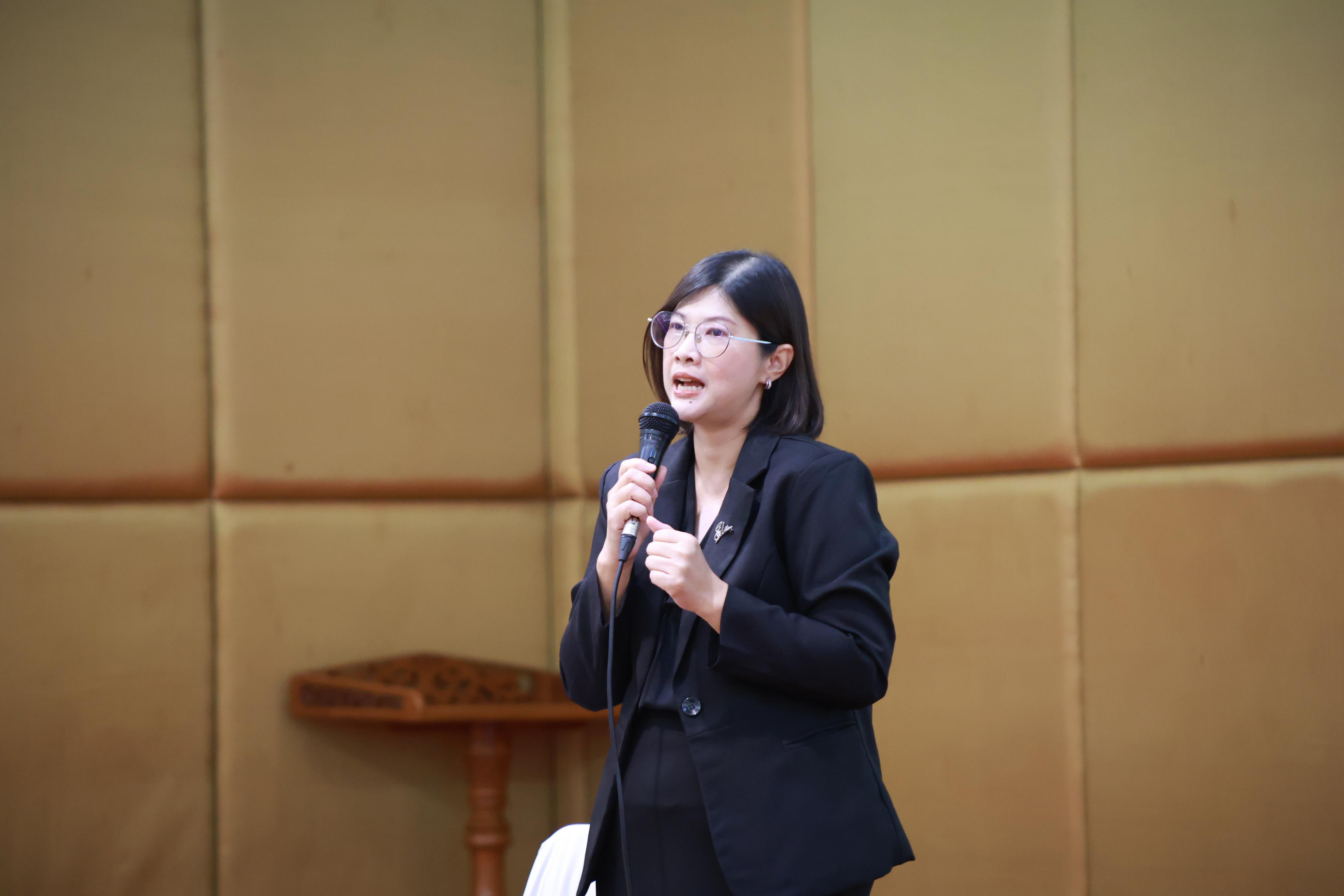12. กิจกรรมปฐมนิเทศก่อนออกฝึกประสบการณ์วิชาชีพของนักศึกษาหลักสูตรประกาศนียบัตรบัณฑิต สาขาวิชาชีพครู