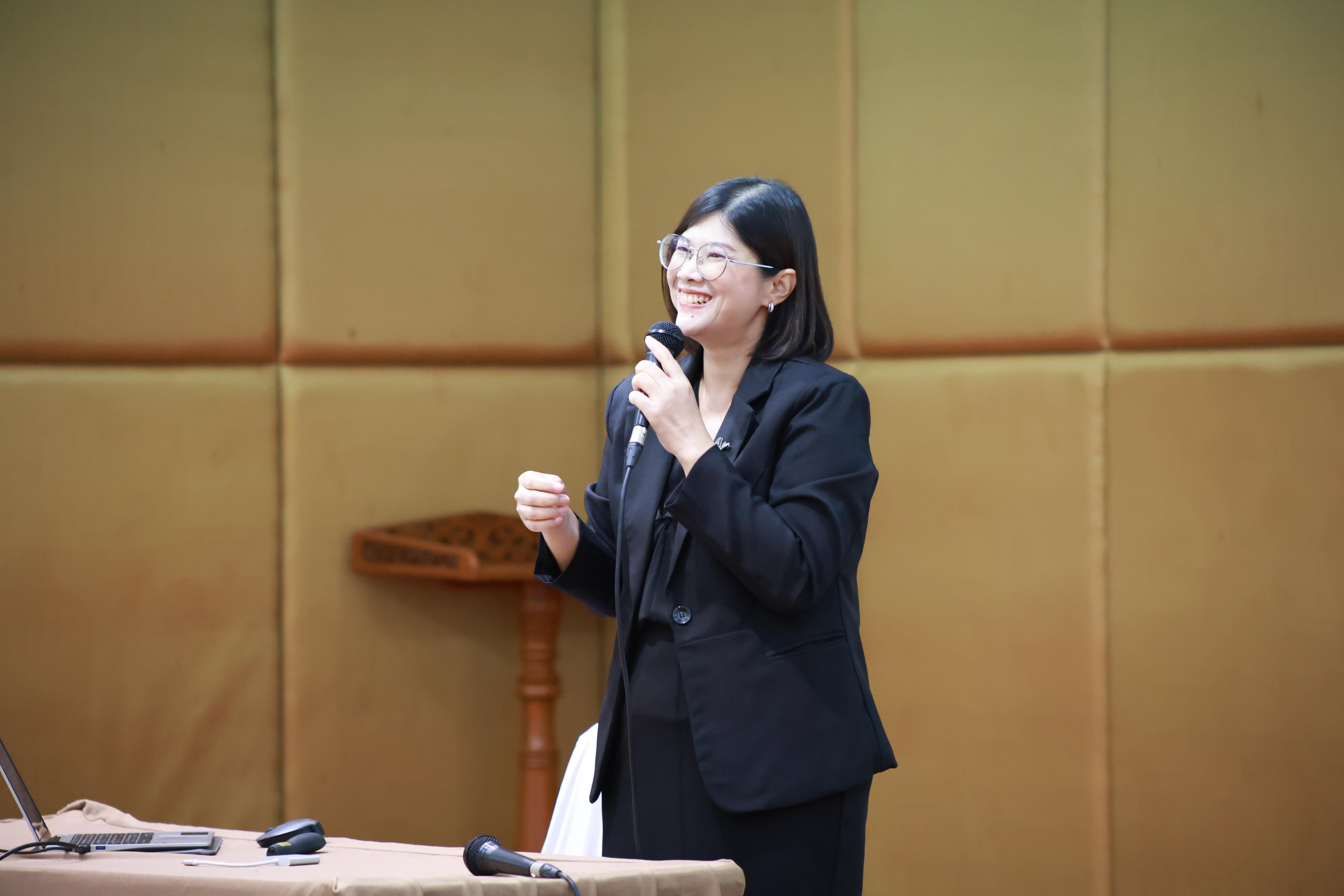 14. กิจกรรมปฐมนิเทศก่อนออกฝึกประสบการณ์วิชาชีพของนักศึกษาหลักสูตรประกาศนียบัตรบัณฑิต สาขาวิชาชีพครู