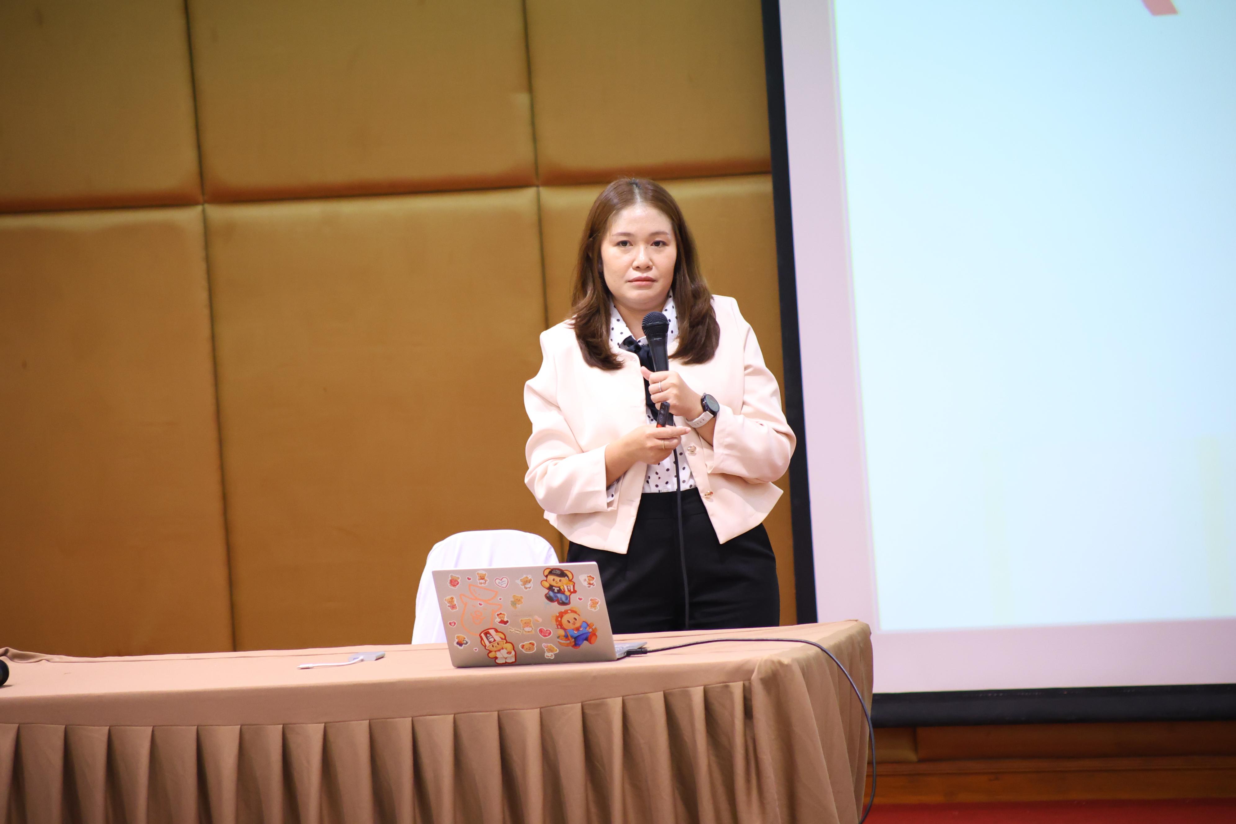 39. กิจกรรมปฐมนิเทศก่อนออกฝึกประสบการณ์วิชาชีพของนักศึกษาหลักสูตรประกาศนียบัตรบัณฑิต สาขาวิชาชีพครู