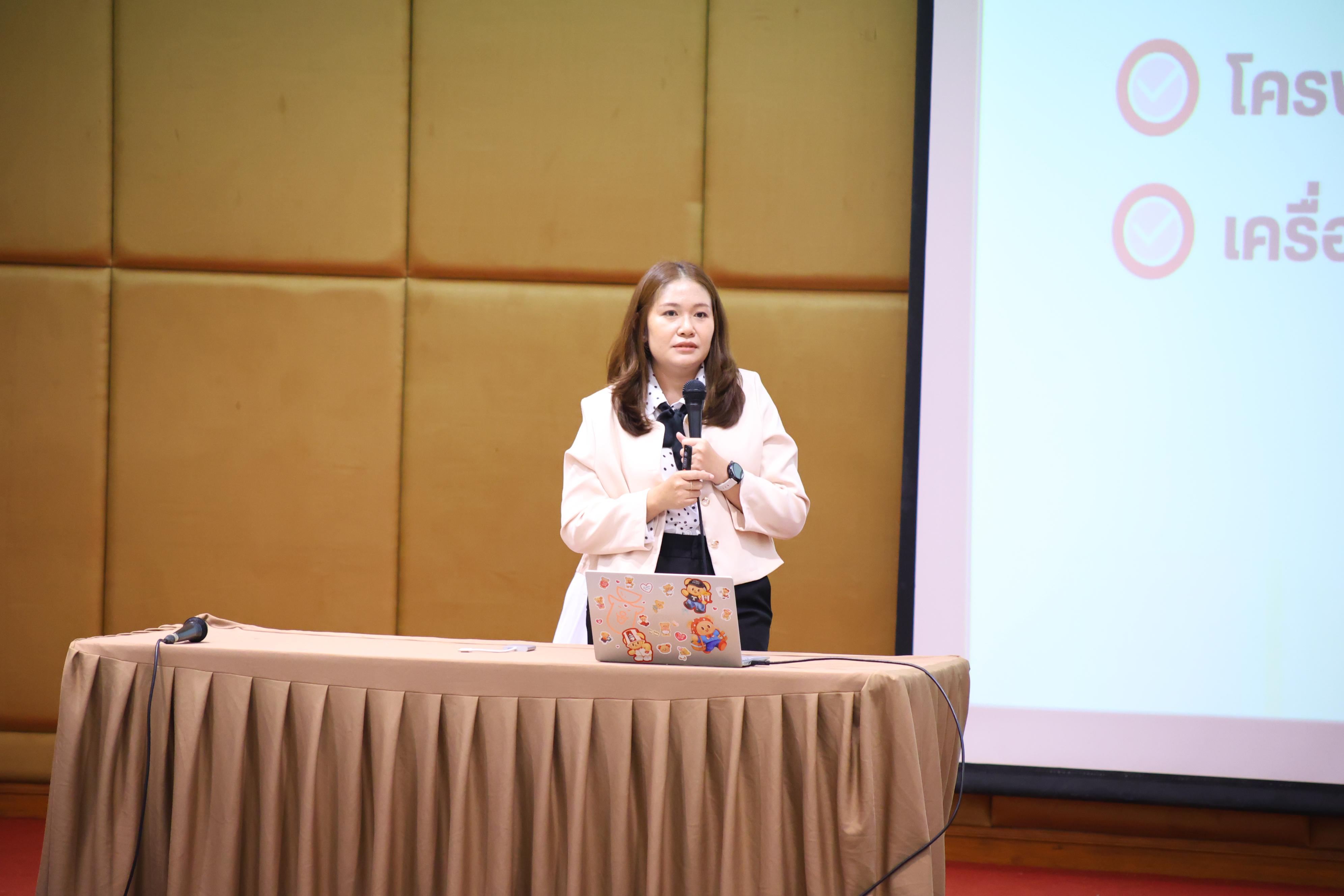 51. กิจกรรมปฐมนิเทศก่อนออกฝึกประสบการณ์วิชาชีพของนักศึกษาหลักสูตรประกาศนียบัตรบัณฑิต สาขาวิชาชีพครู
