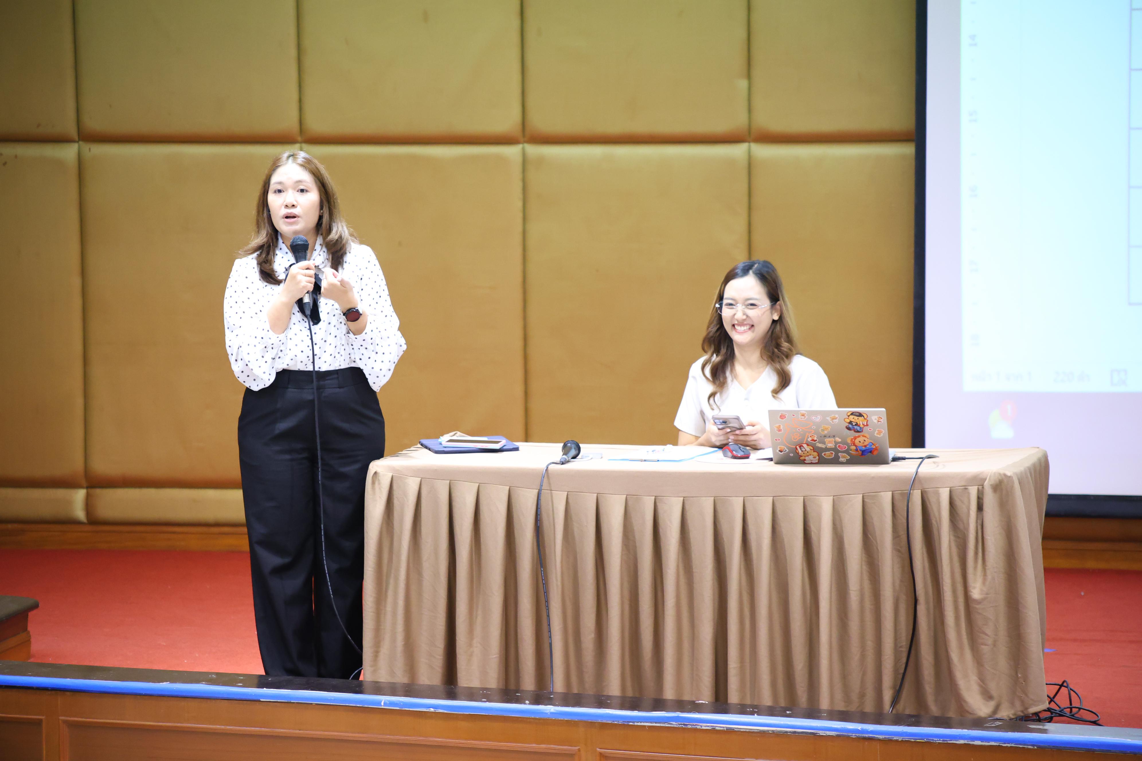 68. กิจกรรมปฐมนิเทศก่อนออกฝึกประสบการณ์วิชาชีพของนักศึกษาหลักสูตรประกาศนียบัตรบัณฑิต สาขาวิชาชีพครู