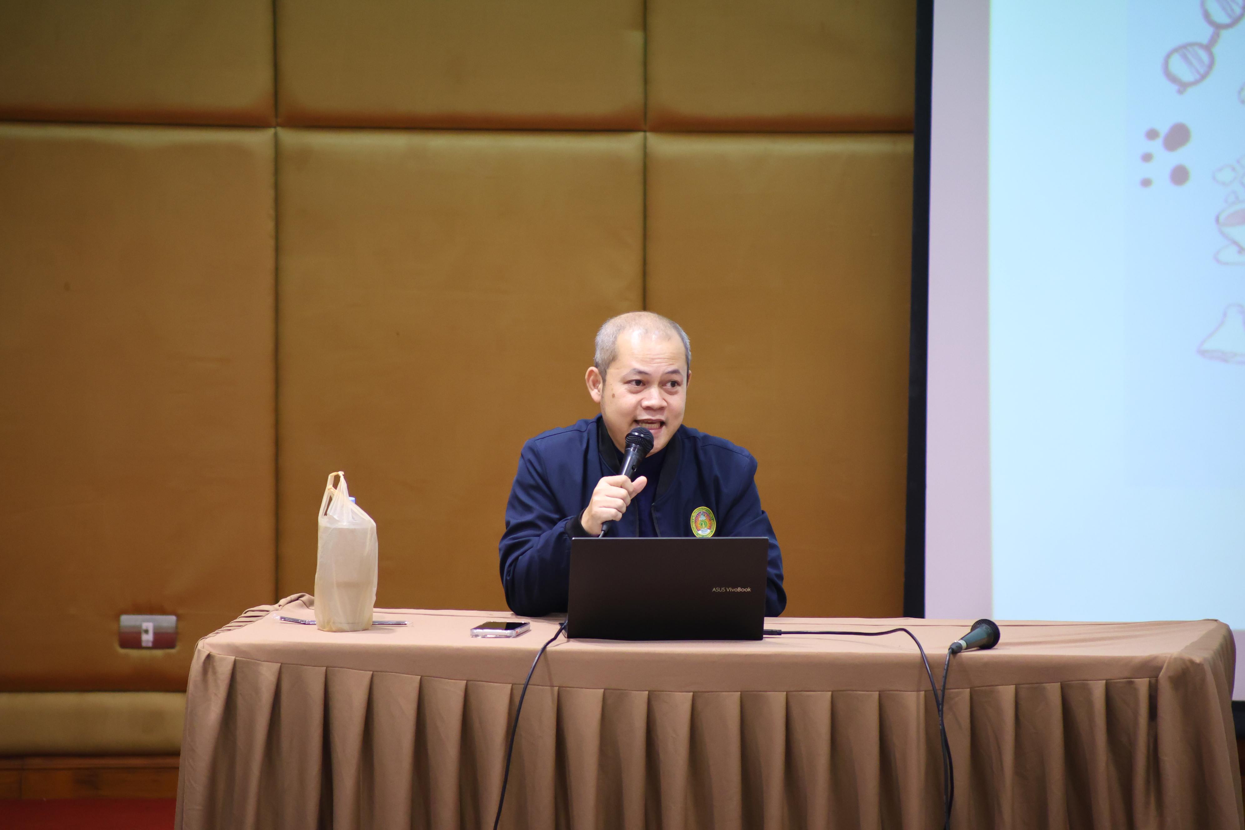 77. กิจกรรมปฐมนิเทศก่อนออกฝึกประสบการณ์วิชาชีพของนักศึกษาหลักสูตรประกาศนียบัตรบัณฑิต สาขาวิชาชีพครู