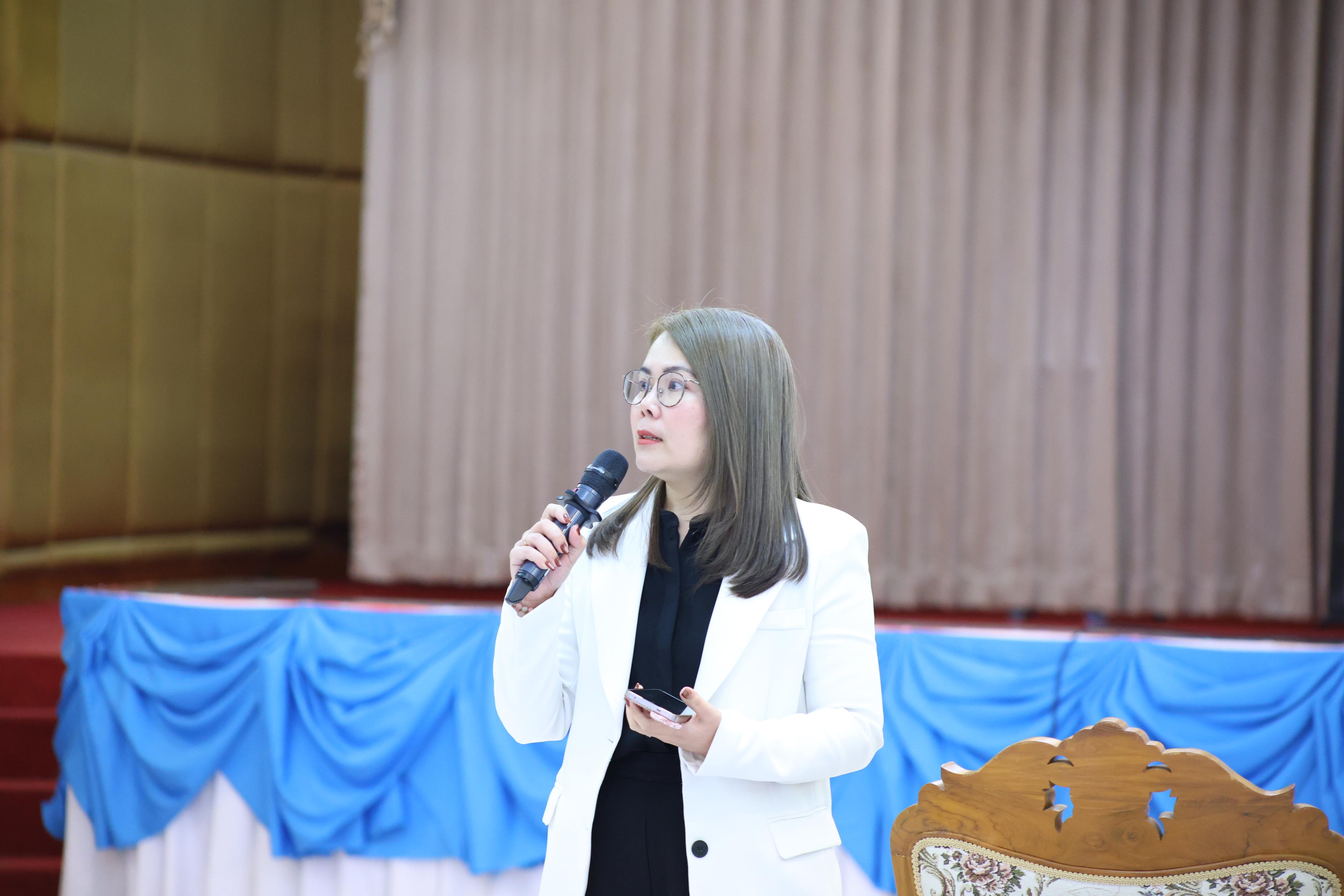 109. กิจกกรรมสัมมนาเป็นหมู่คณะหลังการฝึกประสบการณ์วิชาชีพครูและนำเสนอนวัฒกรรมการจัดการเรียนการสอน