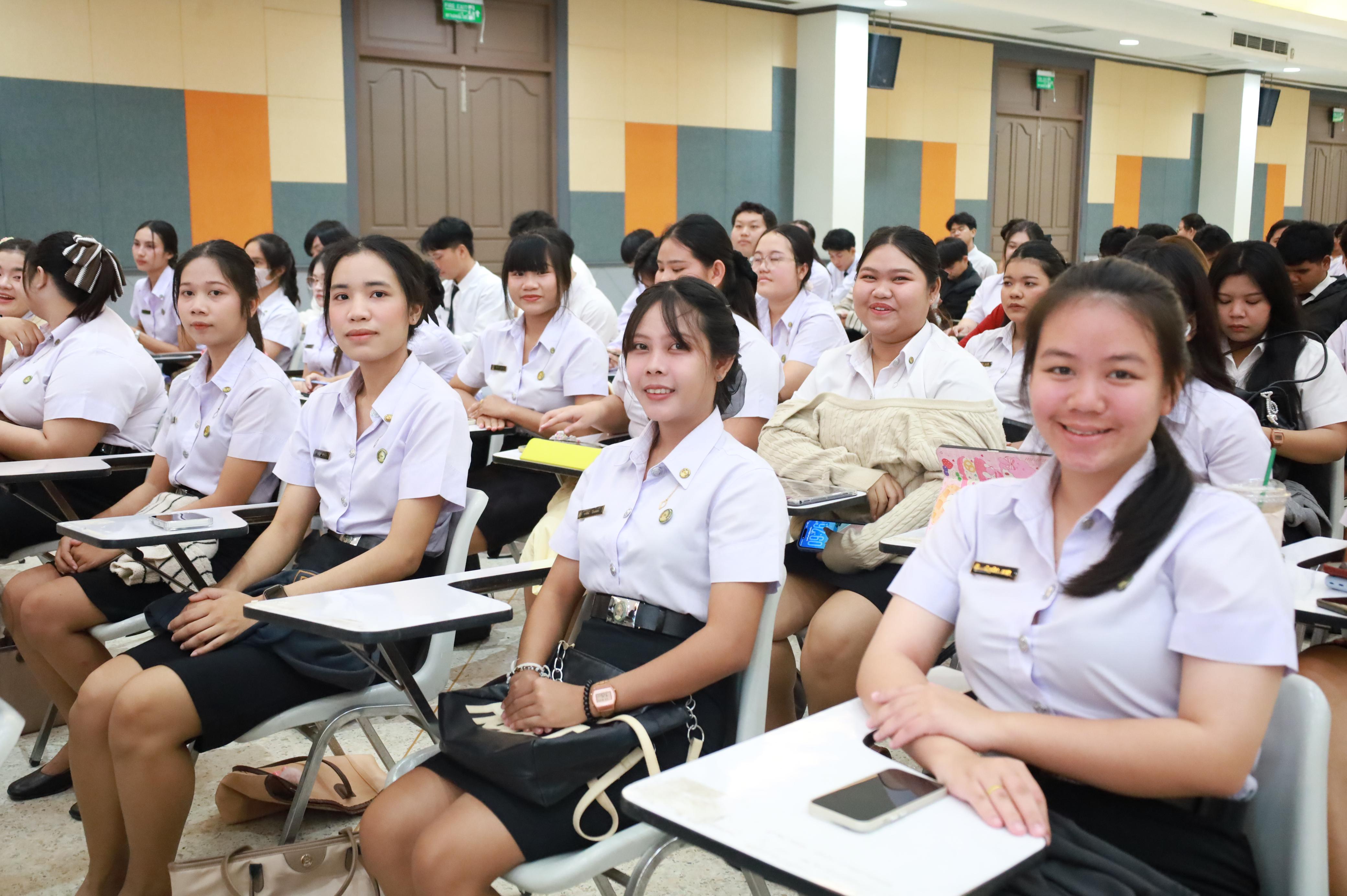 44. กิจกรรมปฐมนิเทศก่อนออกฝึกประสบการณ์วิชาชีพครู ขั้นปฏิบัติการสอนในสถานศึกษา ภาคเรียนที่2/2569