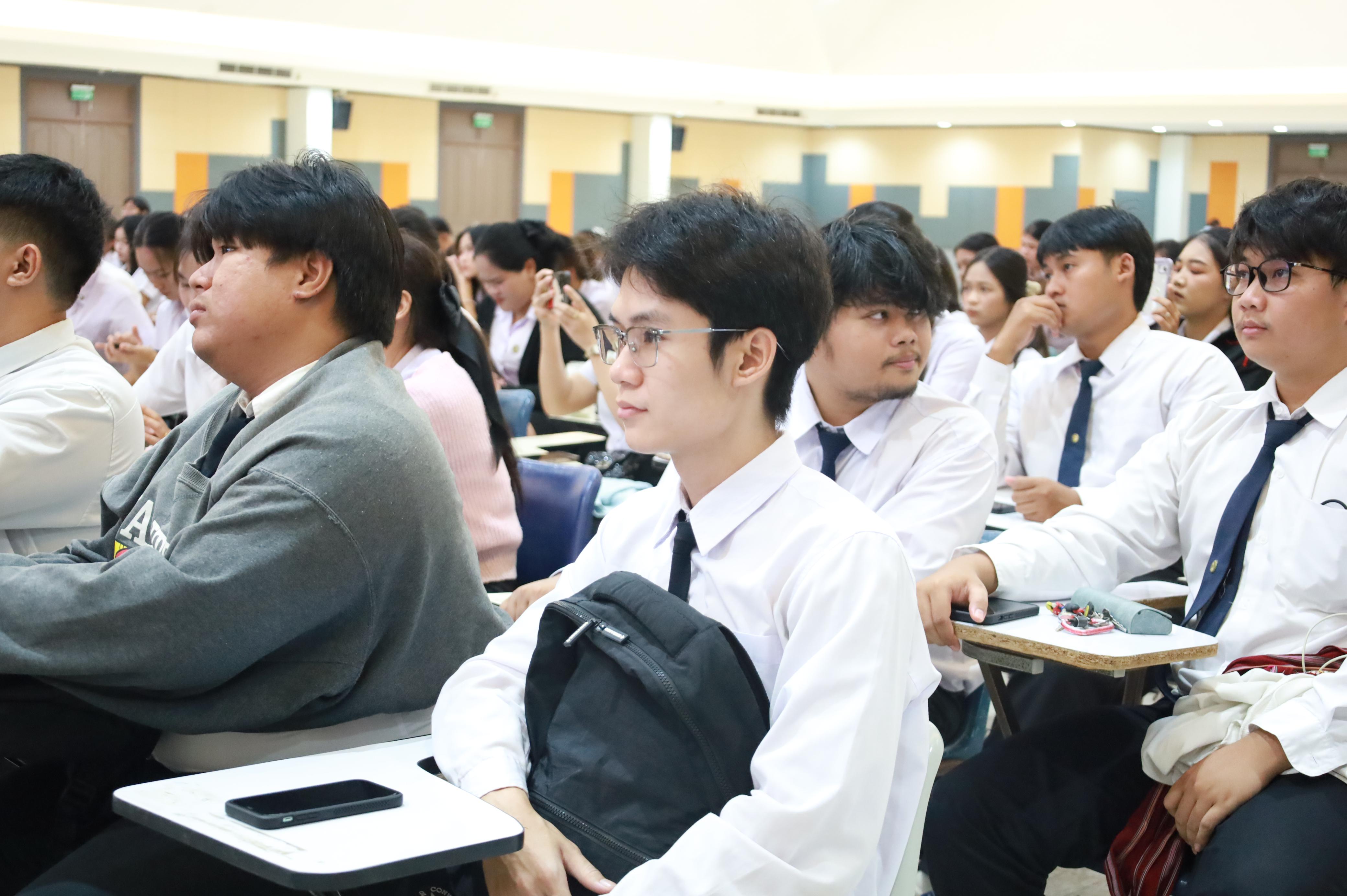 60. กิจกรรมปฐมนิเทศก่อนออกฝึกประสบการณ์วิชาชีพครู ขั้นปฏิบัติการสอนในสถานศึกษา ภาคเรียนที่2/2569