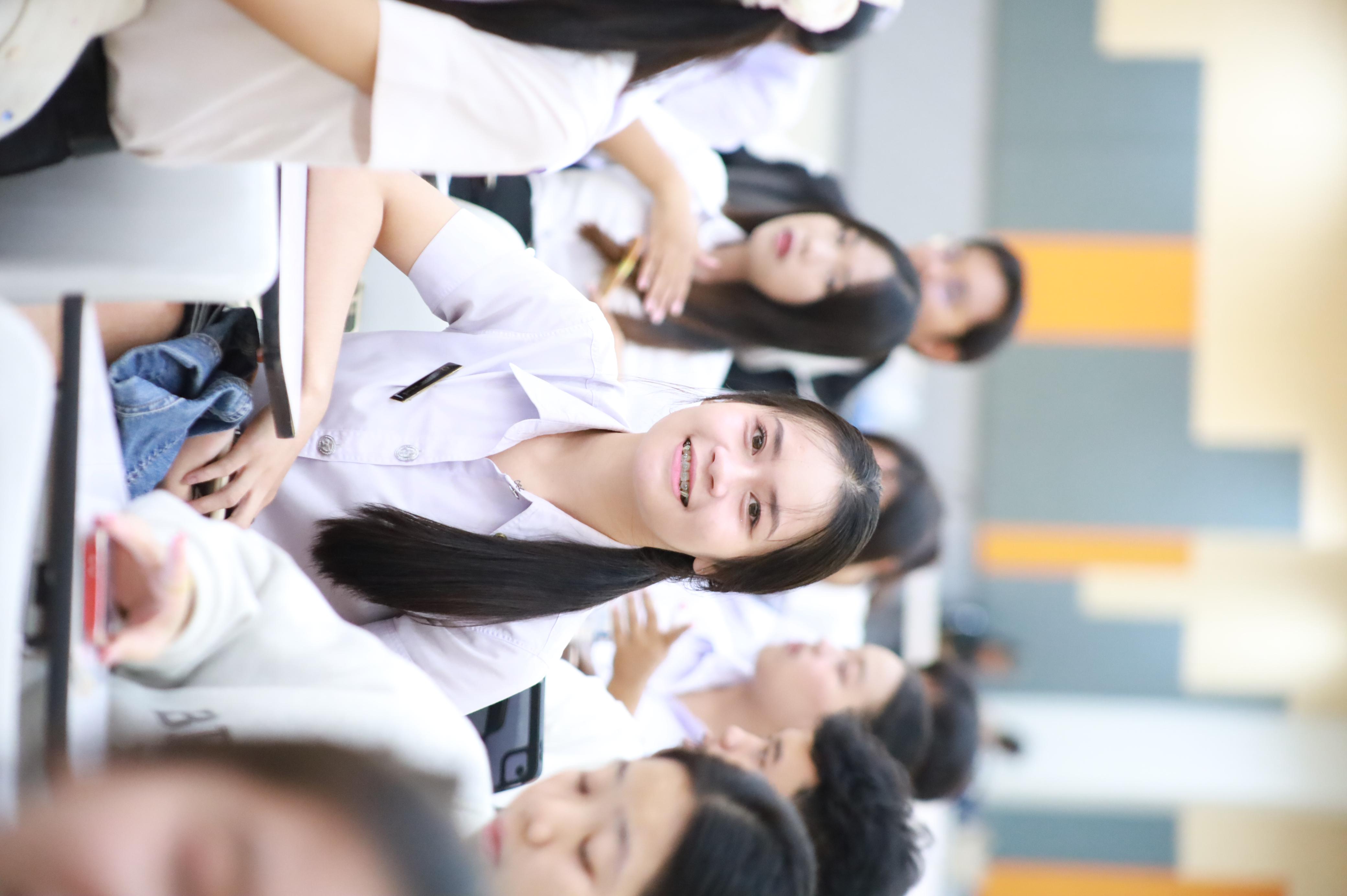 42. กิจกรรมอบรมสัมนาเชิงปฏิบัติการเขียนบทความและนำเสนอนวัฒกรรมทางการศึกษาสำหรับนักศึกชั้นปีที่ 4 (ครูนักนวัฒกรรม)