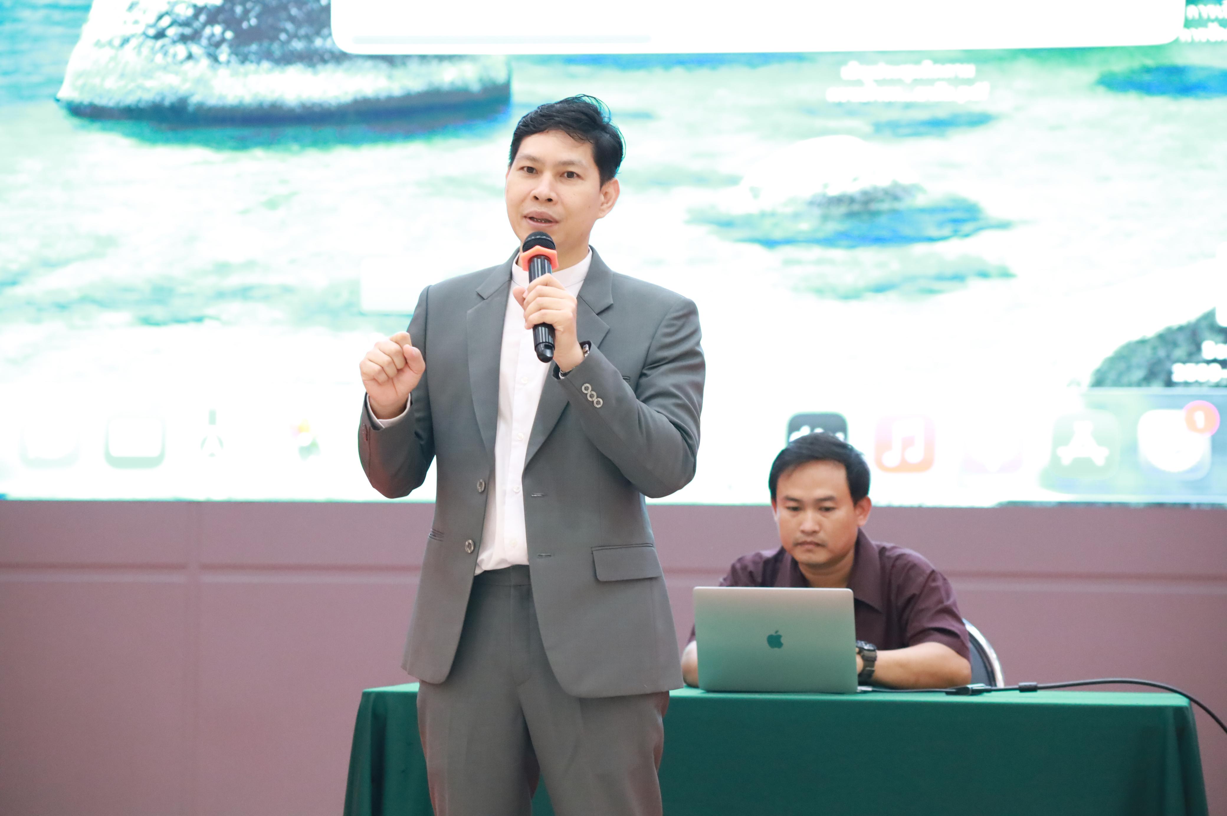 85. กิจกรรมอบรมสัมนาเชิงปฏิบัติการเขียนบทความและนำเสนอนวัฒกรรมทางการศึกษาสำหรับนักศึกชั้นปีที่ 4 (ครูนักนวัฒกรรม)