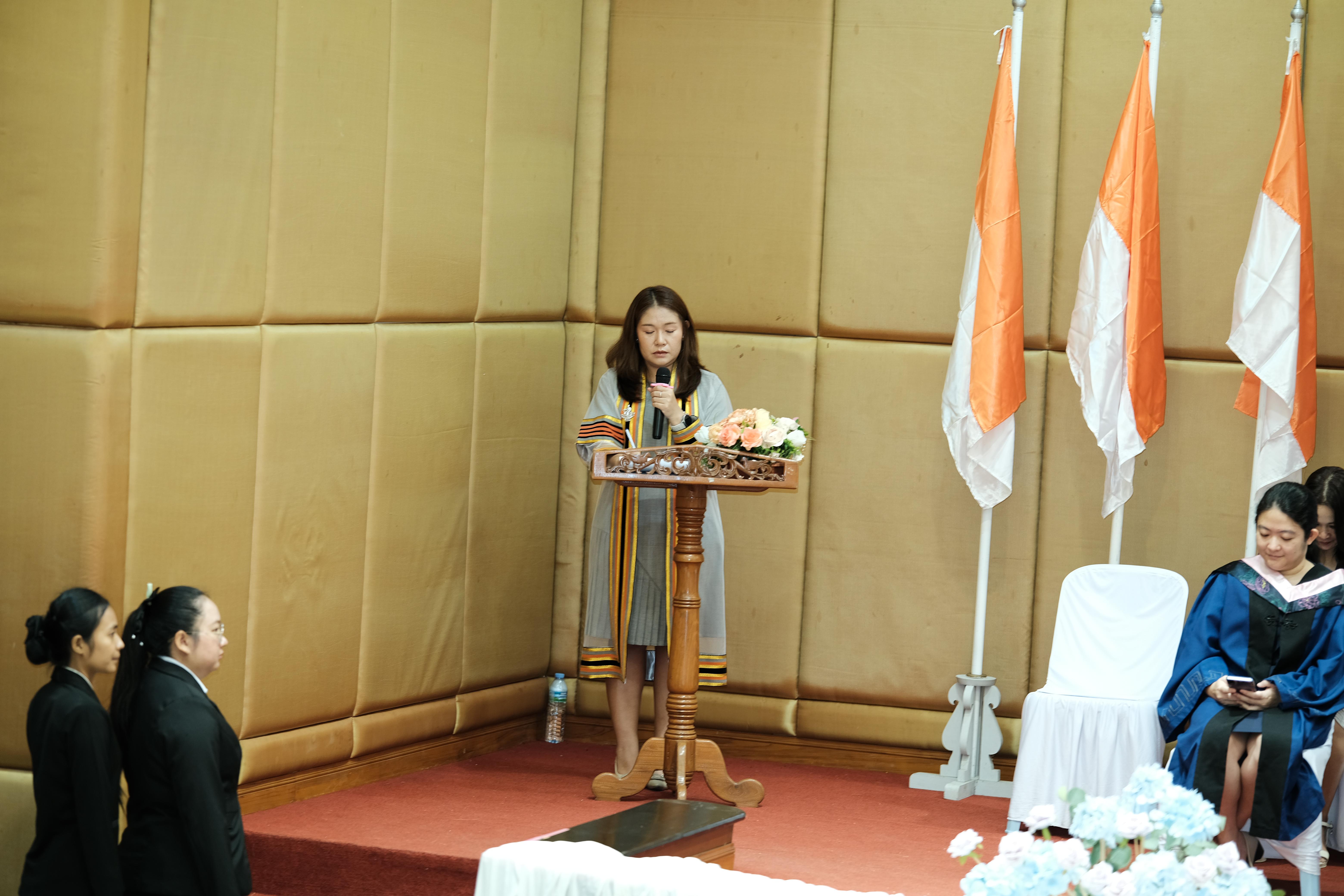 126. คณะครุศาสตร์มหาลัยราชภัฏกำแพงเพชร จัดกิจกรรมมอบเกียรติบัตรและแสดงความยินดีกับผู้สำเร็จการศึกษานักศึกษาหลักสูตรประกาศนียบัตรบัณฑิต สาขาวิชาชีพครู