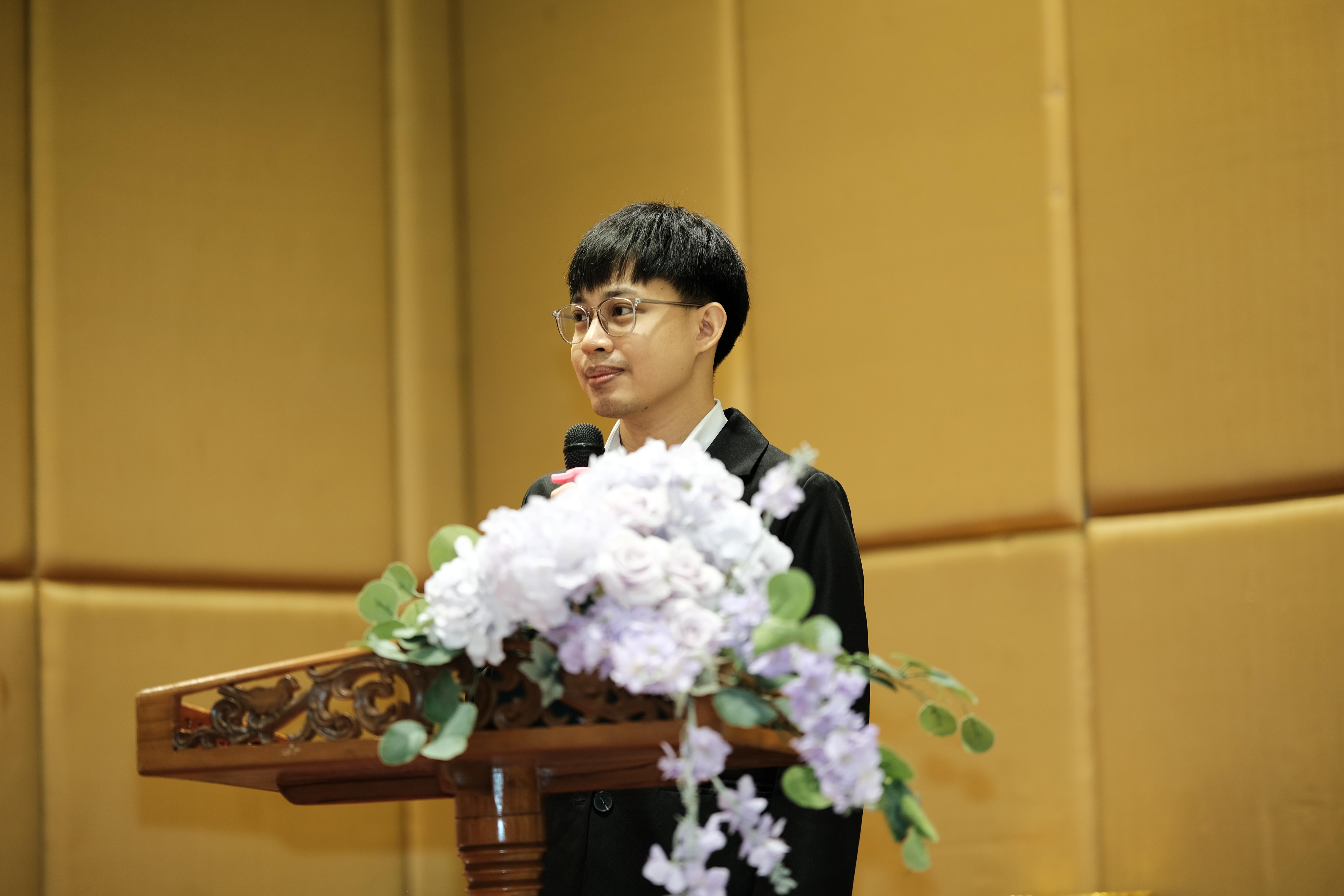 153. คณะครุศาสตร์มหาลัยราชภัฏกำแพงเพชร จัดกิจกรรมมอบเกียรติบัตรและแสดงความยินดีกับผู้สำเร็จการศึกษานักศึกษาหลักสูตรประกาศนียบัตรบัณฑิต สาขาวิชาชีพครู