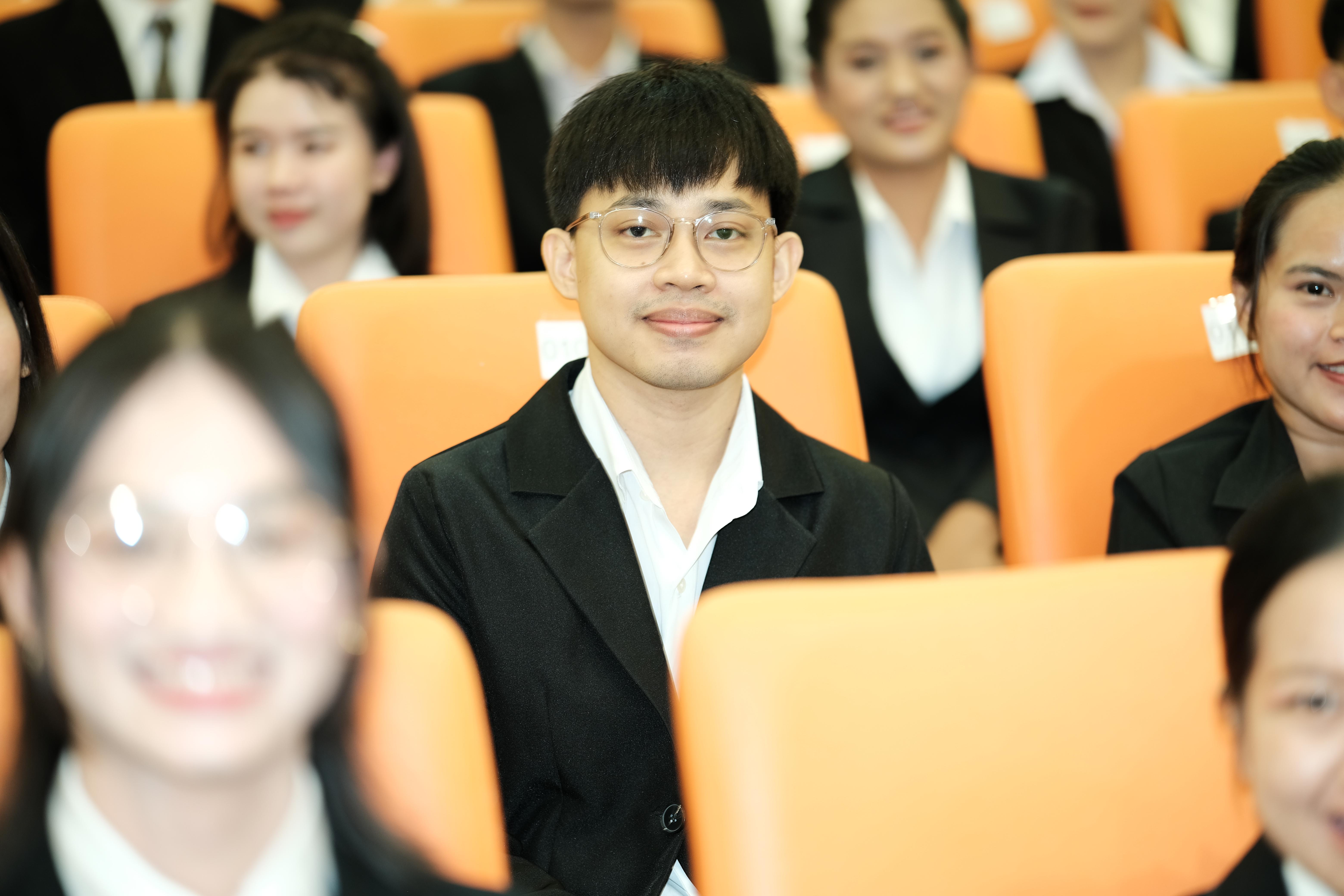 160. คณะครุศาสตร์มหาลัยราชภัฏกำแพงเพชร จัดกิจกรรมมอบเกียรติบัตรและแสดงความยินดีกับผู้สำเร็จการศึกษานักศึกษาหลักสูตรประกาศนียบัตรบัณฑิต สาขาวิชาชีพครู