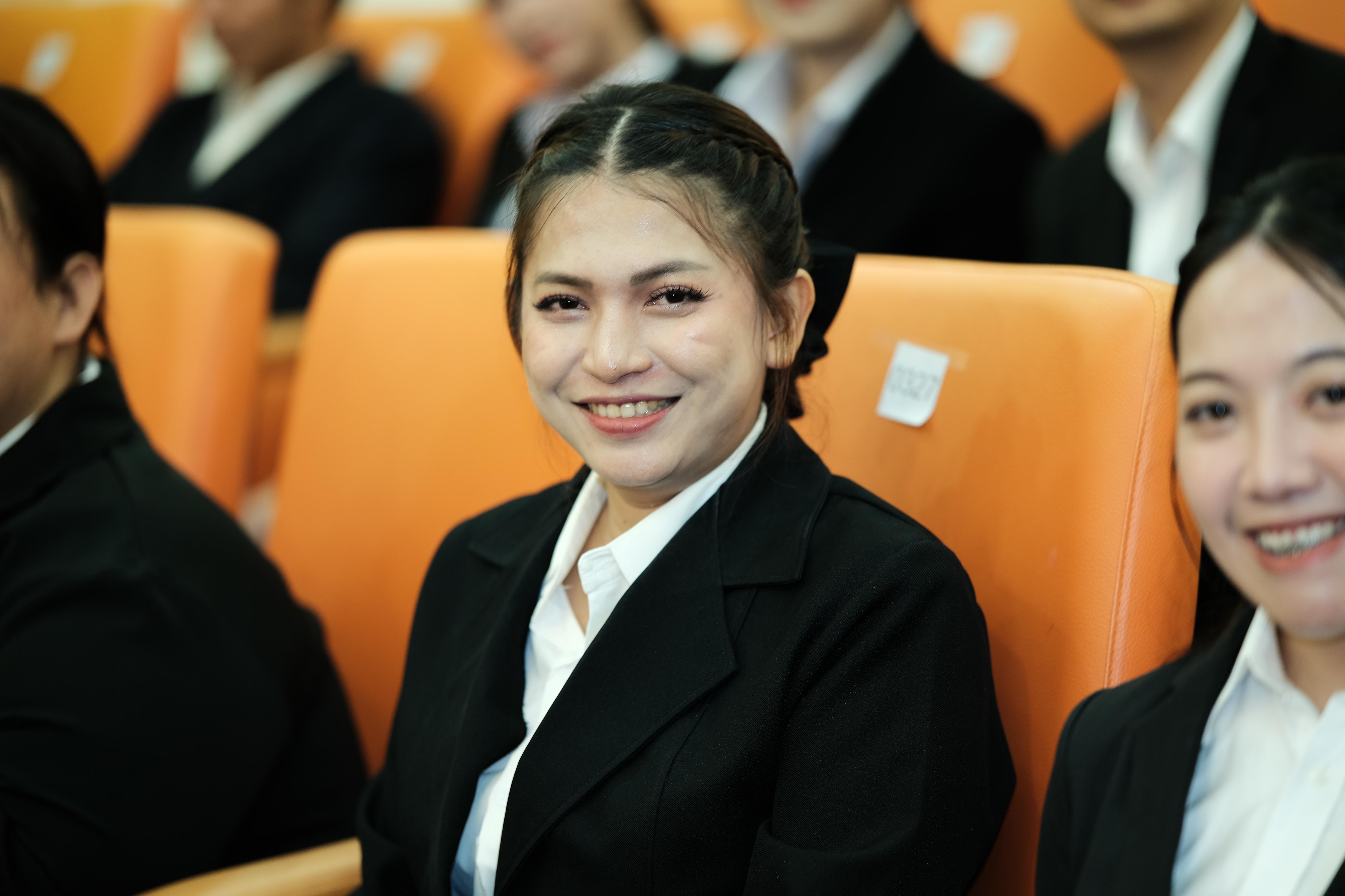 184. คณะครุศาสตร์มหาลัยราชภัฏกำแพงเพชร จัดกิจกรรมมอบเกียรติบัตรและแสดงความยินดีกับผู้สำเร็จการศึกษานักศึกษาหลักสูตรประกาศนียบัตรบัณฑิต สาขาวิชาชีพครู