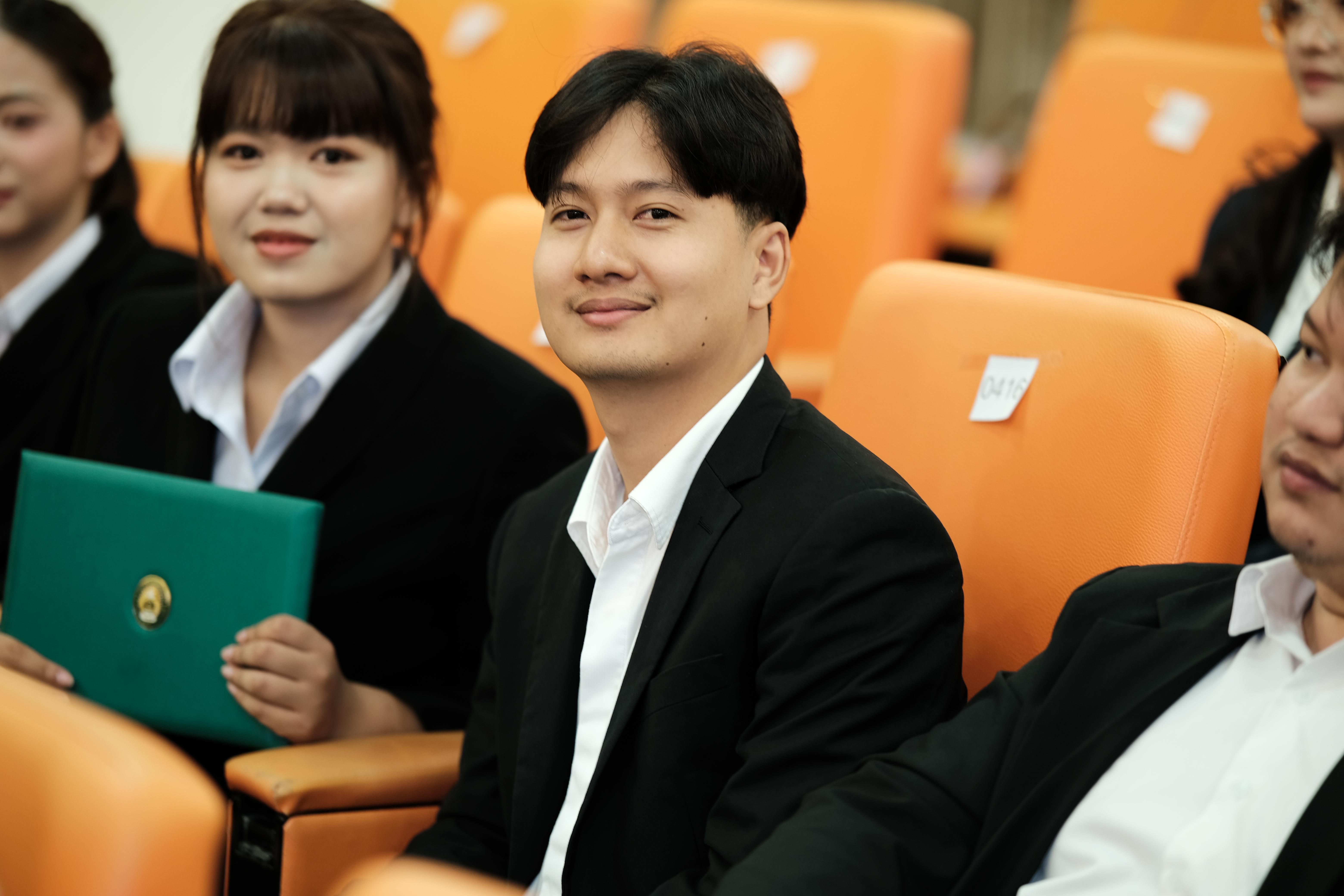 193. คณะครุศาสตร์มหาลัยราชภัฏกำแพงเพชร จัดกิจกรรมมอบเกียรติบัตรและแสดงความยินดีกับผู้สำเร็จการศึกษานักศึกษาหลักสูตรประกาศนียบัตรบัณฑิต สาขาวิชาชีพครู