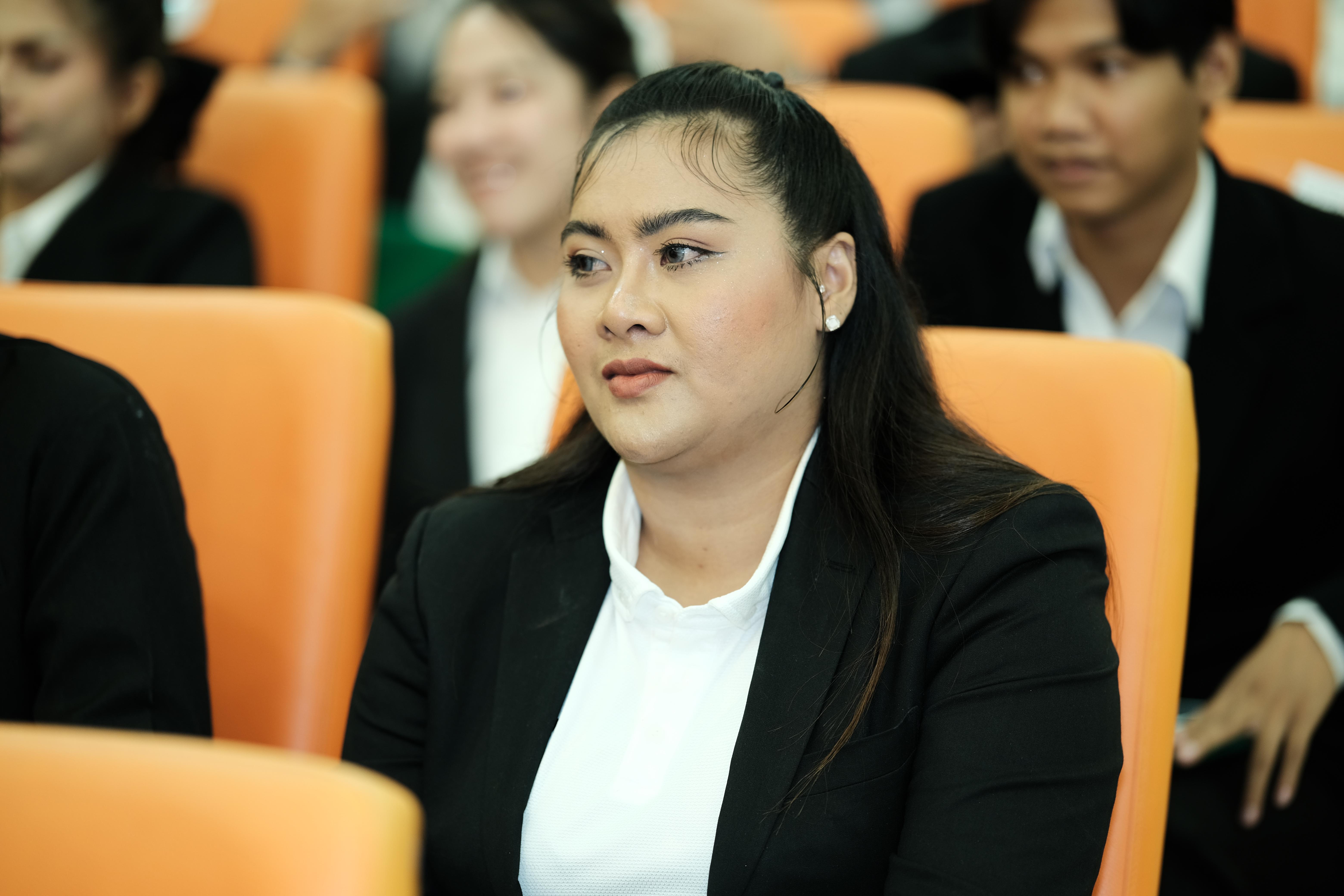 196. คณะครุศาสตร์มหาลัยราชภัฏกำแพงเพชร จัดกิจกรรมมอบเกียรติบัตรและแสดงความยินดีกับผู้สำเร็จการศึกษานักศึกษาหลักสูตรประกาศนียบัตรบัณฑิต สาขาวิชาชีพครู