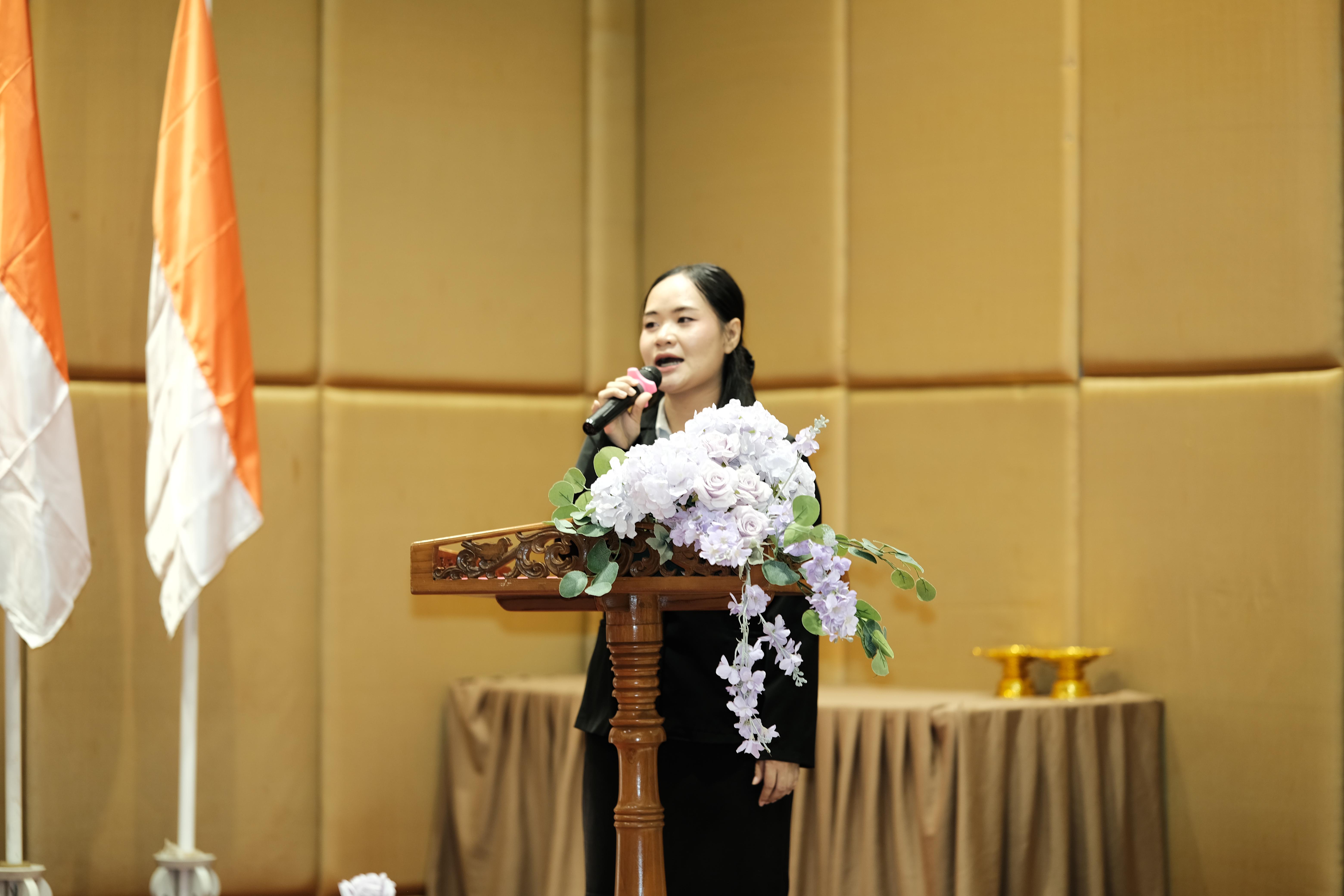 199. คณะครุศาสตร์มหาลัยราชภัฏกำแพงเพชร จัดกิจกรรมมอบเกียรติบัตรและแสดงความยินดีกับผู้สำเร็จการศึกษานักศึกษาหลักสูตรประกาศนียบัตรบัณฑิต สาขาวิชาชีพครู