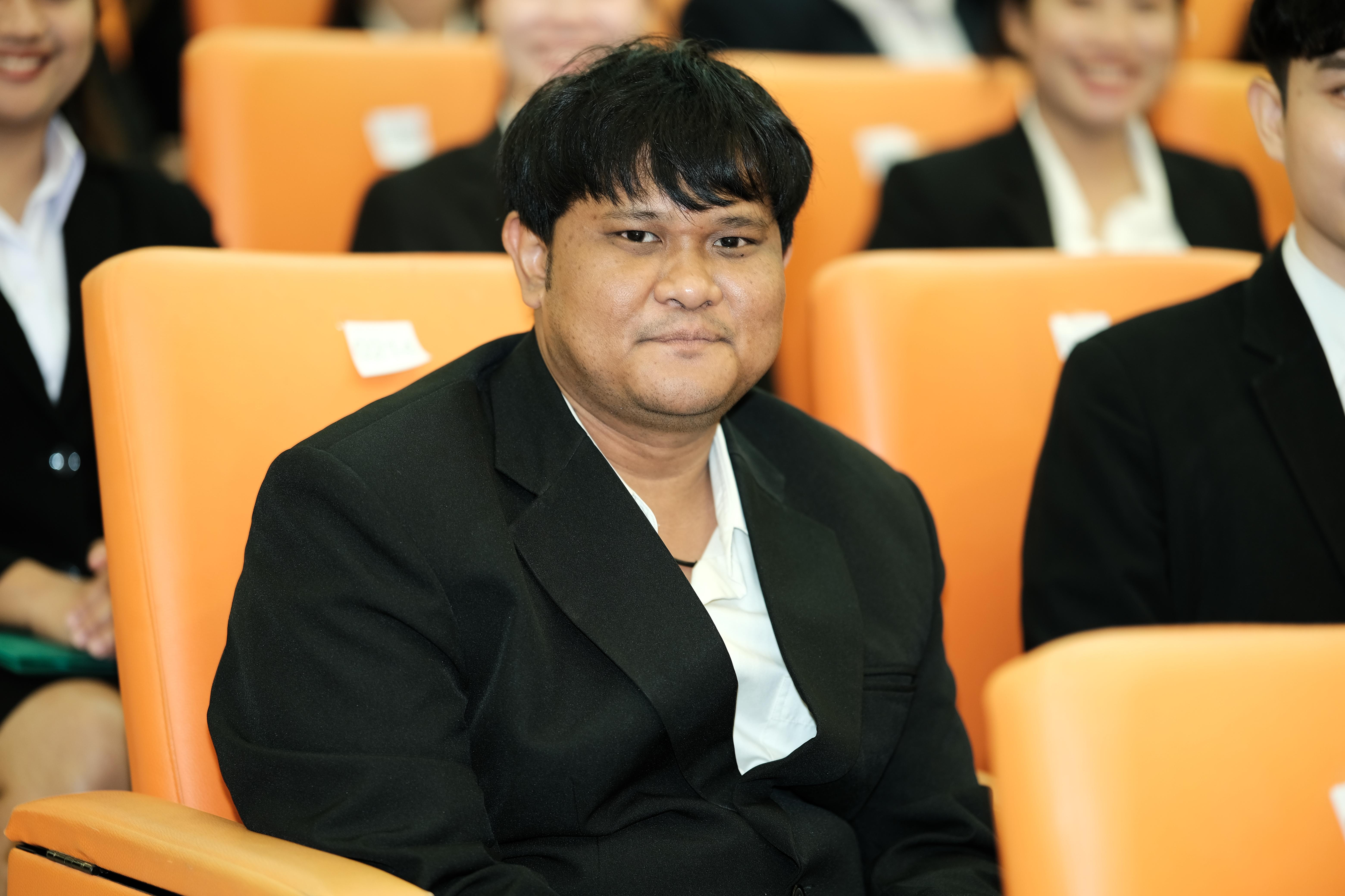 204. คณะครุศาสตร์มหาลัยราชภัฏกำแพงเพชร จัดกิจกรรมมอบเกียรติบัตรและแสดงความยินดีกับผู้สำเร็จการศึกษานักศึกษาหลักสูตรประกาศนียบัตรบัณฑิต สาขาวิชาชีพครู