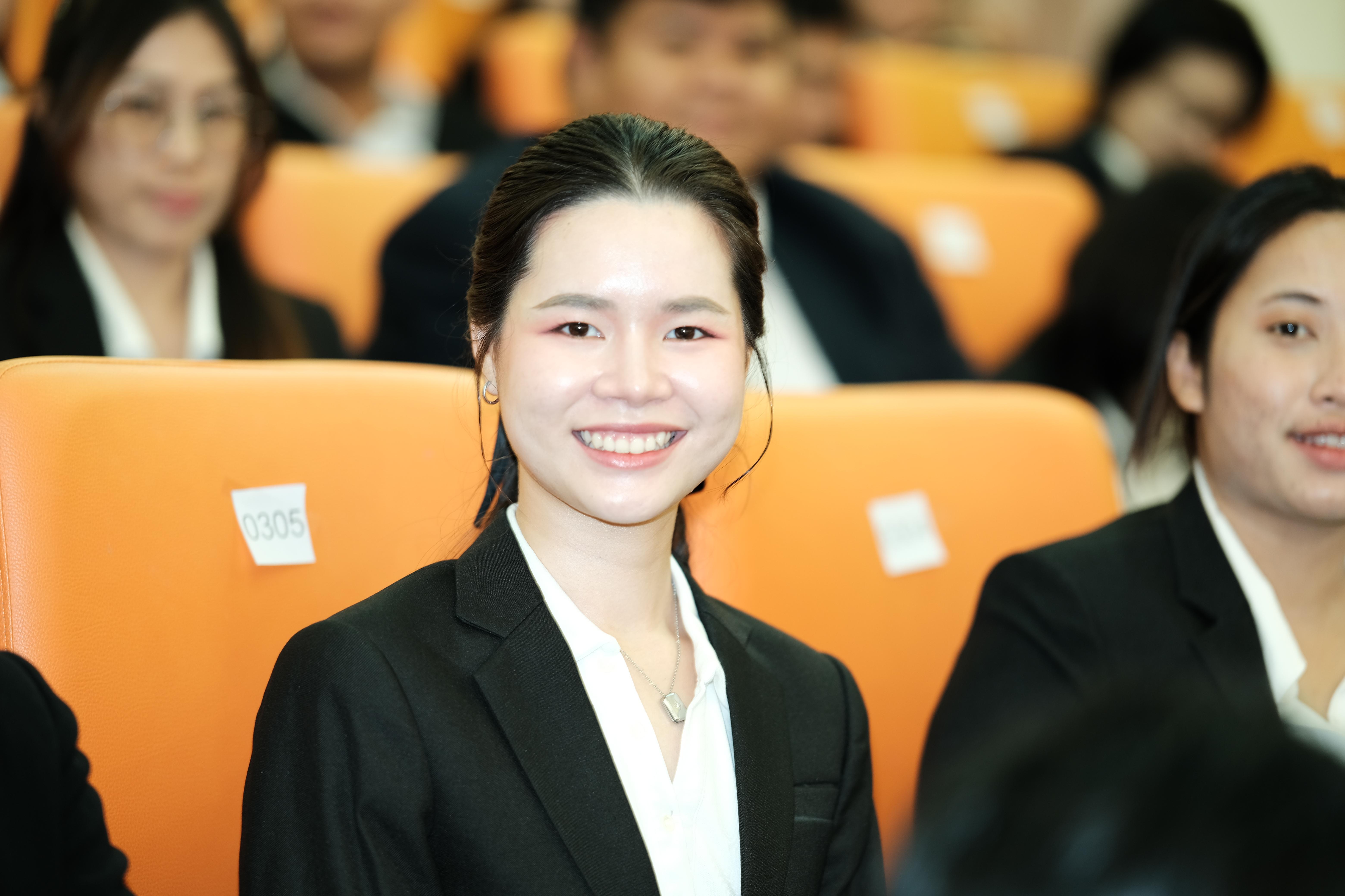 210. คณะครุศาสตร์มหาลัยราชภัฏกำแพงเพชร จัดกิจกรรมมอบเกียรติบัตรและแสดงความยินดีกับผู้สำเร็จการศึกษานักศึกษาหลักสูตรประกาศนียบัตรบัณฑิต สาขาวิชาชีพครู
