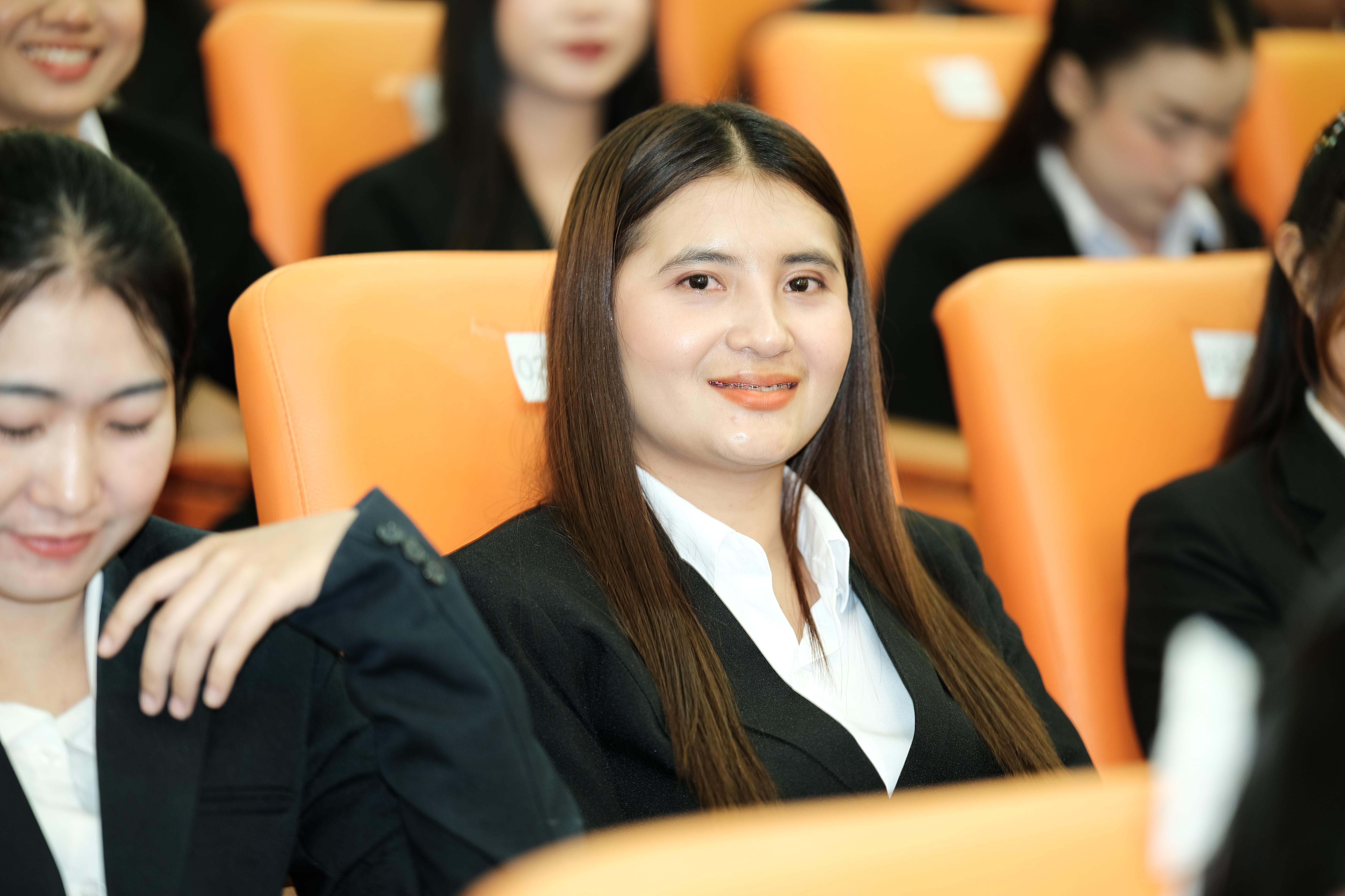 215. คณะครุศาสตร์มหาลัยราชภัฏกำแพงเพชร จัดกิจกรรมมอบเกียรติบัตรและแสดงความยินดีกับผู้สำเร็จการศึกษานักศึกษาหลักสูตรประกาศนียบัตรบัณฑิต สาขาวิชาชีพครู