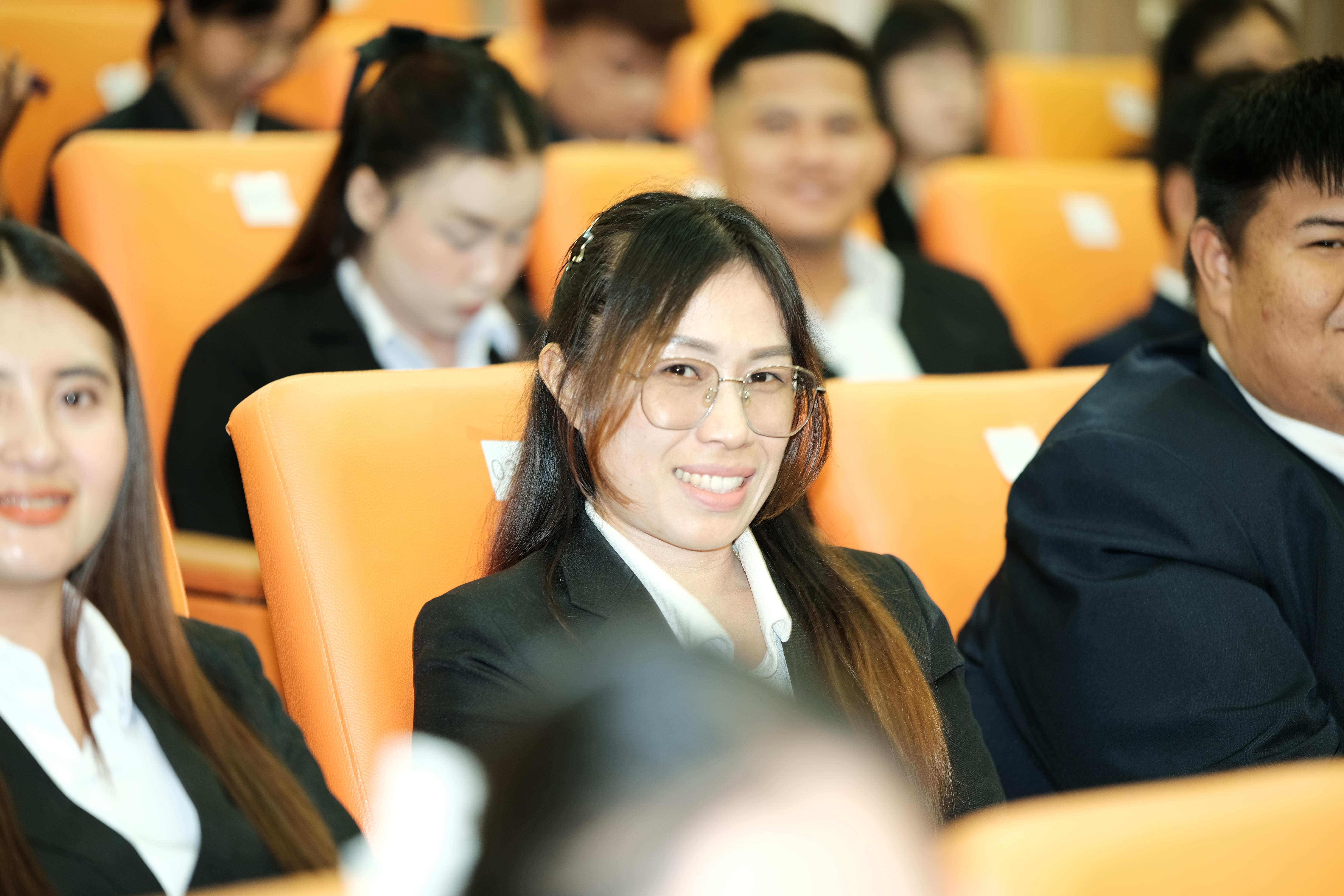 217. คณะครุศาสตร์มหาลัยราชภัฏกำแพงเพชร จัดกิจกรรมมอบเกียรติบัตรและแสดงความยินดีกับผู้สำเร็จการศึกษานักศึกษาหลักสูตรประกาศนียบัตรบัณฑิต สาขาวิชาชีพครู