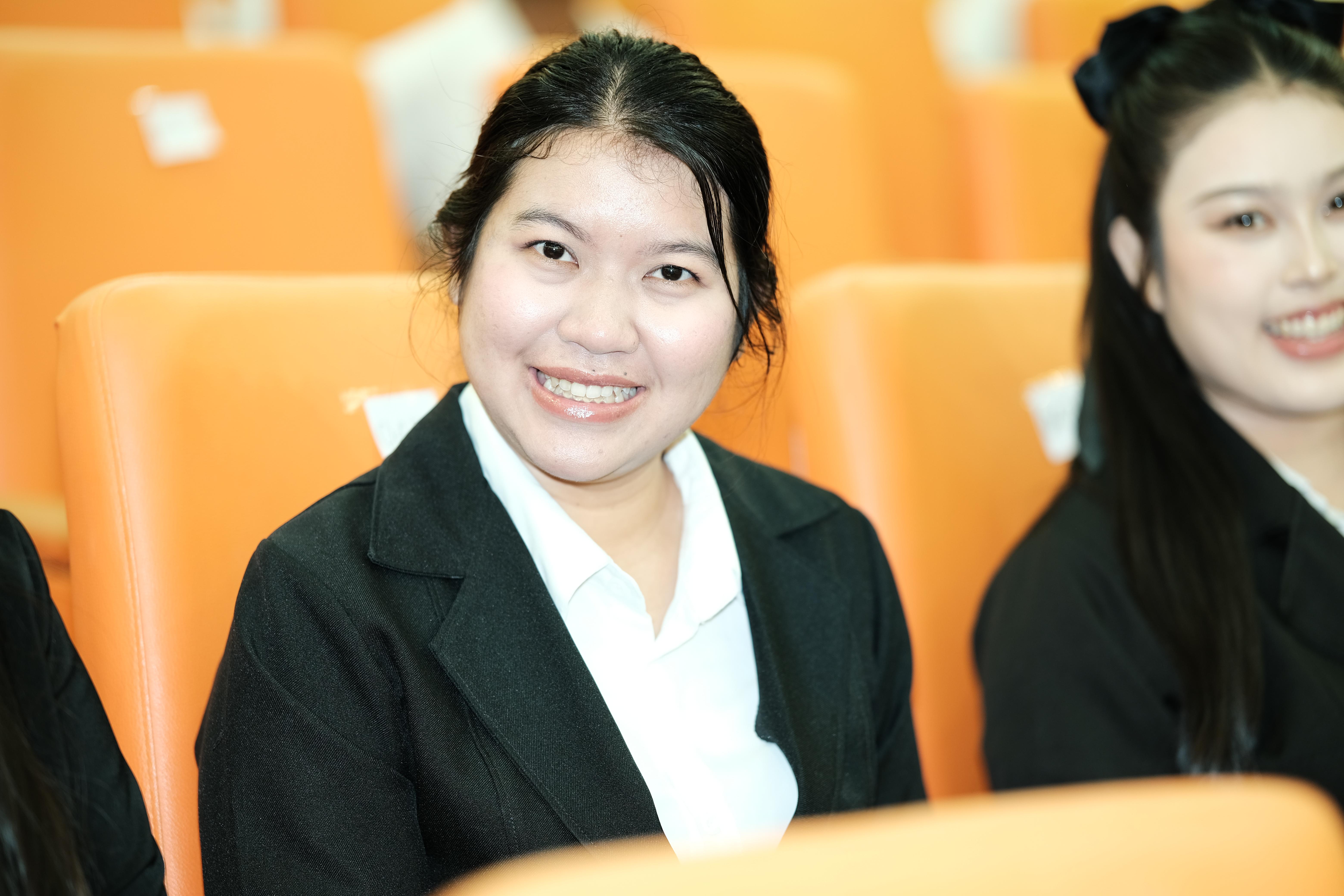 225. คณะครุศาสตร์มหาลัยราชภัฏกำแพงเพชร จัดกิจกรรมมอบเกียรติบัตรและแสดงความยินดีกับผู้สำเร็จการศึกษานักศึกษาหลักสูตรประกาศนียบัตรบัณฑิต สาขาวิชาชีพครู