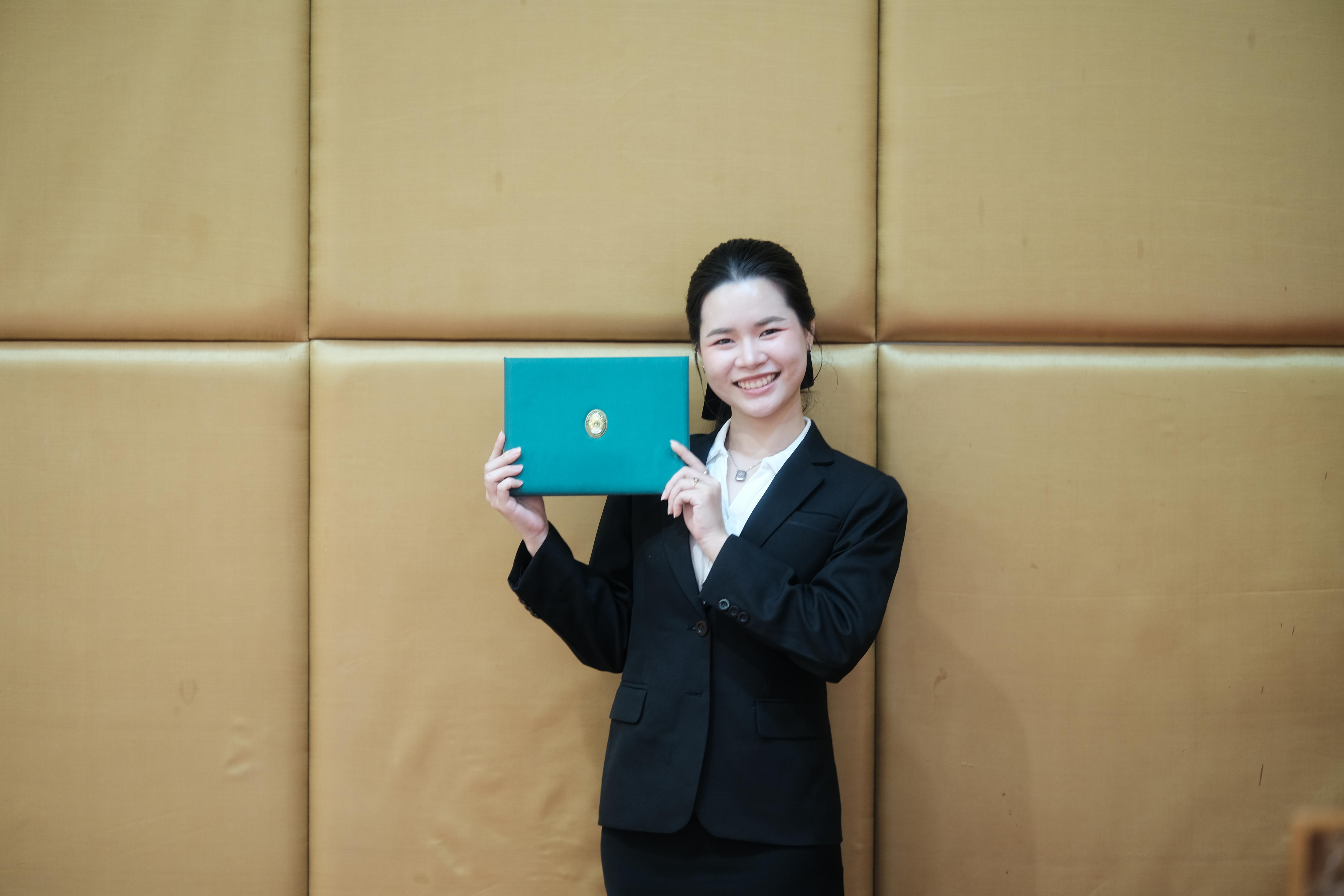 248. คณะครุศาสตร์มหาลัยราชภัฏกำแพงเพชร จัดกิจกรรมมอบเกียรติบัตรและแสดงความยินดีกับผู้สำเร็จการศึกษานักศึกษาหลักสูตรประกาศนียบัตรบัณฑิต สาขาวิชาชีพครู