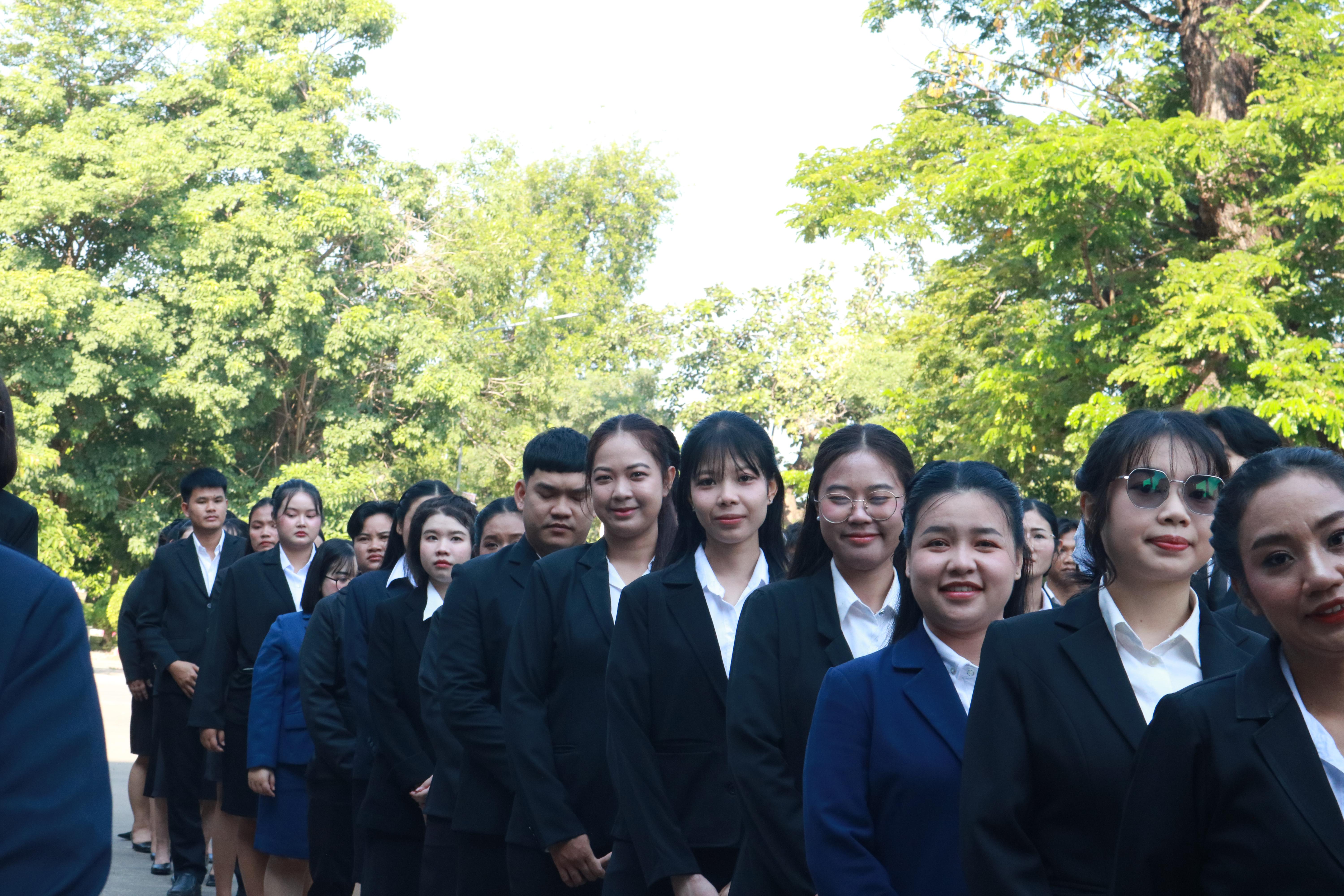 263. คณะครุศาสตร์มหาลัยราชภัฏกำแพงเพชร จัดกิจกรรมมอบเกียรติบัตรและแสดงความยินดีกับผู้สำเร็จการศึกษานักศึกษาหลักสูตรประกาศนียบัตรบัณฑิต สาขาวิชาชีพครู
