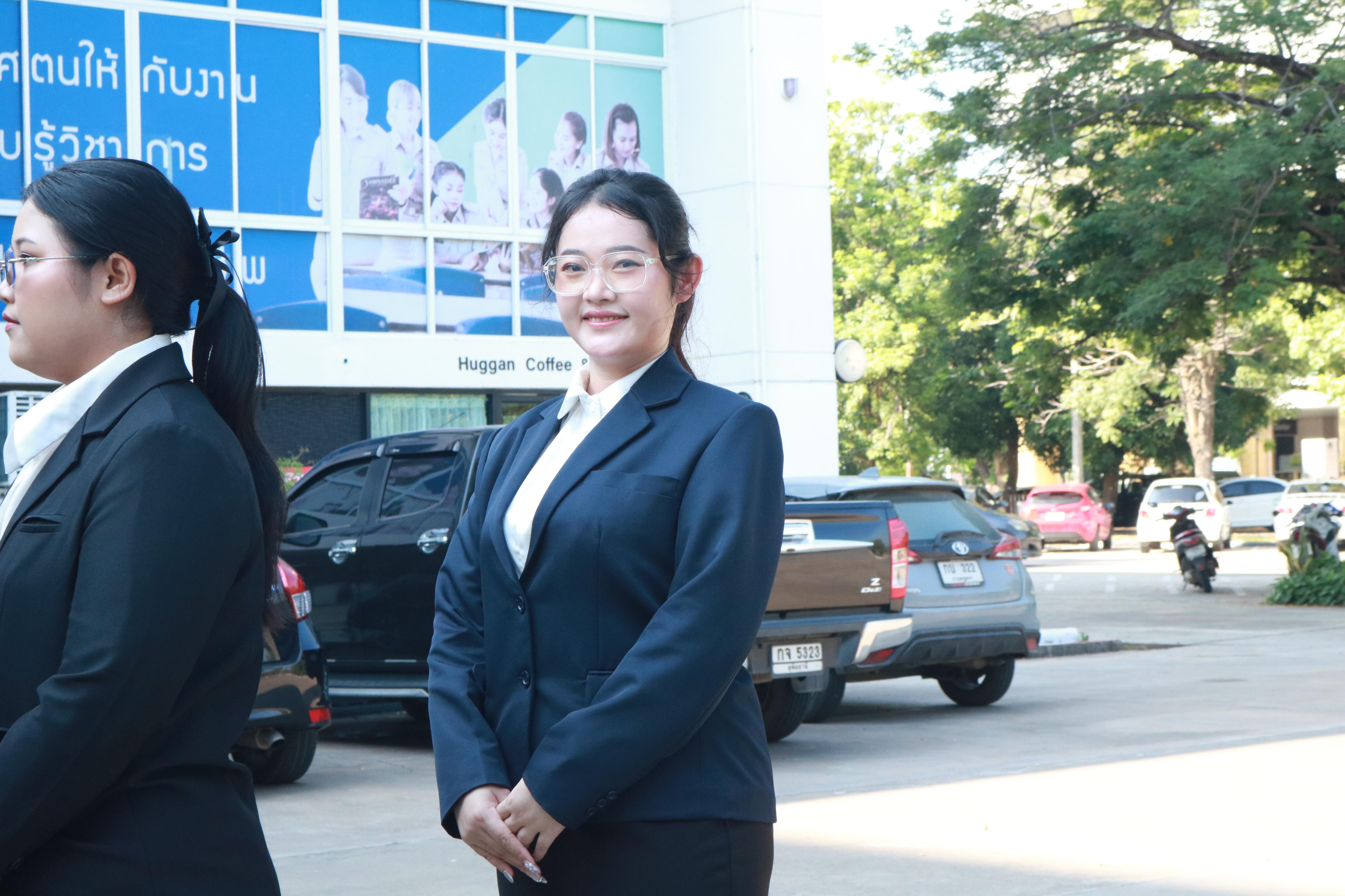 268. คณะครุศาสตร์มหาลัยราชภัฏกำแพงเพชร จัดกิจกรรมมอบเกียรติบัตรและแสดงความยินดีกับผู้สำเร็จการศึกษานักศึกษาหลักสูตรประกาศนียบัตรบัณฑิต สาขาวิชาชีพครู