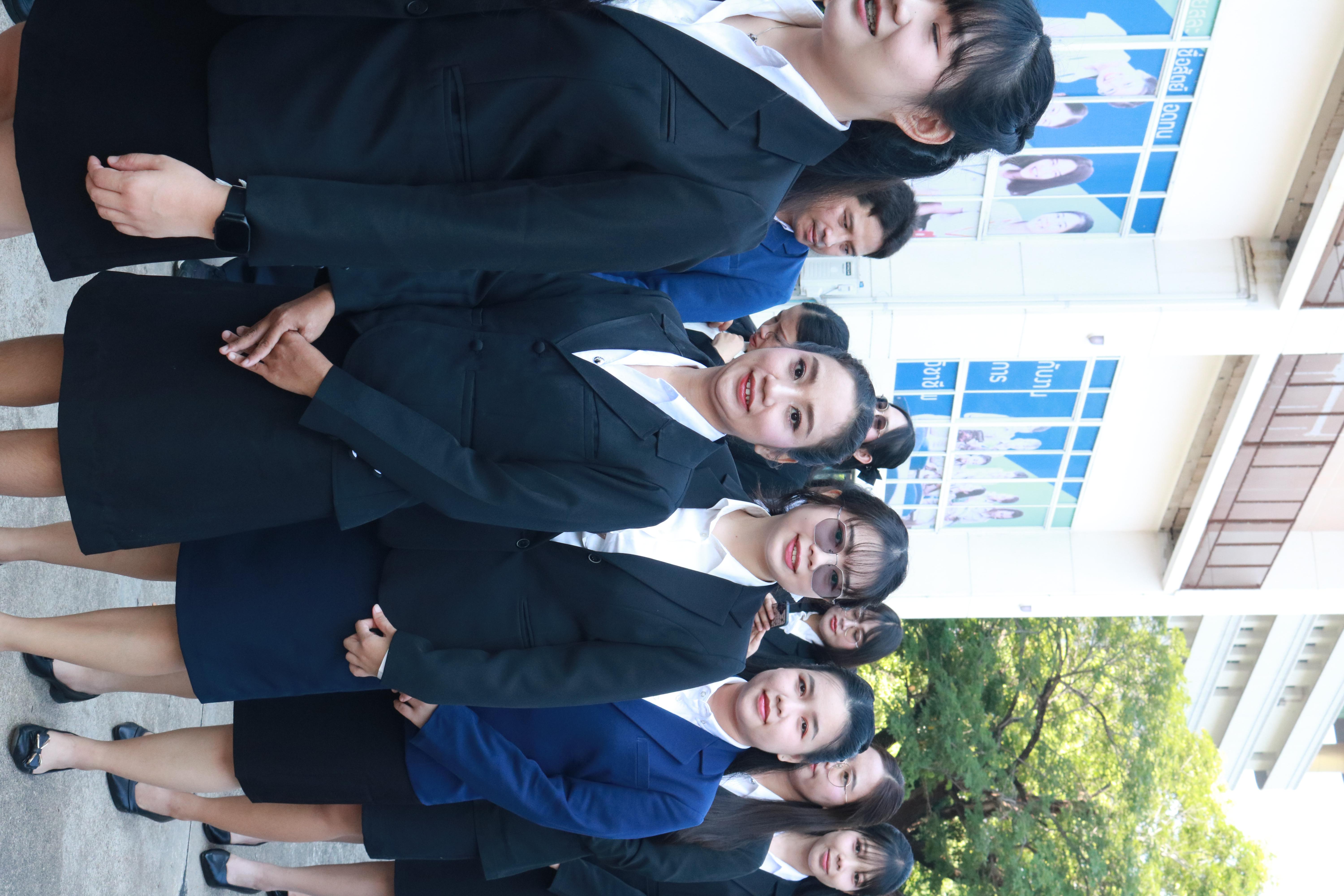 290. คณะครุศาสตร์มหาลัยราชภัฏกำแพงเพชร จัดกิจกรรมมอบเกียรติบัตรและแสดงความยินดีกับผู้สำเร็จการศึกษานักศึกษาหลักสูตรประกาศนียบัตรบัณฑิต สาขาวิชาชีพครู