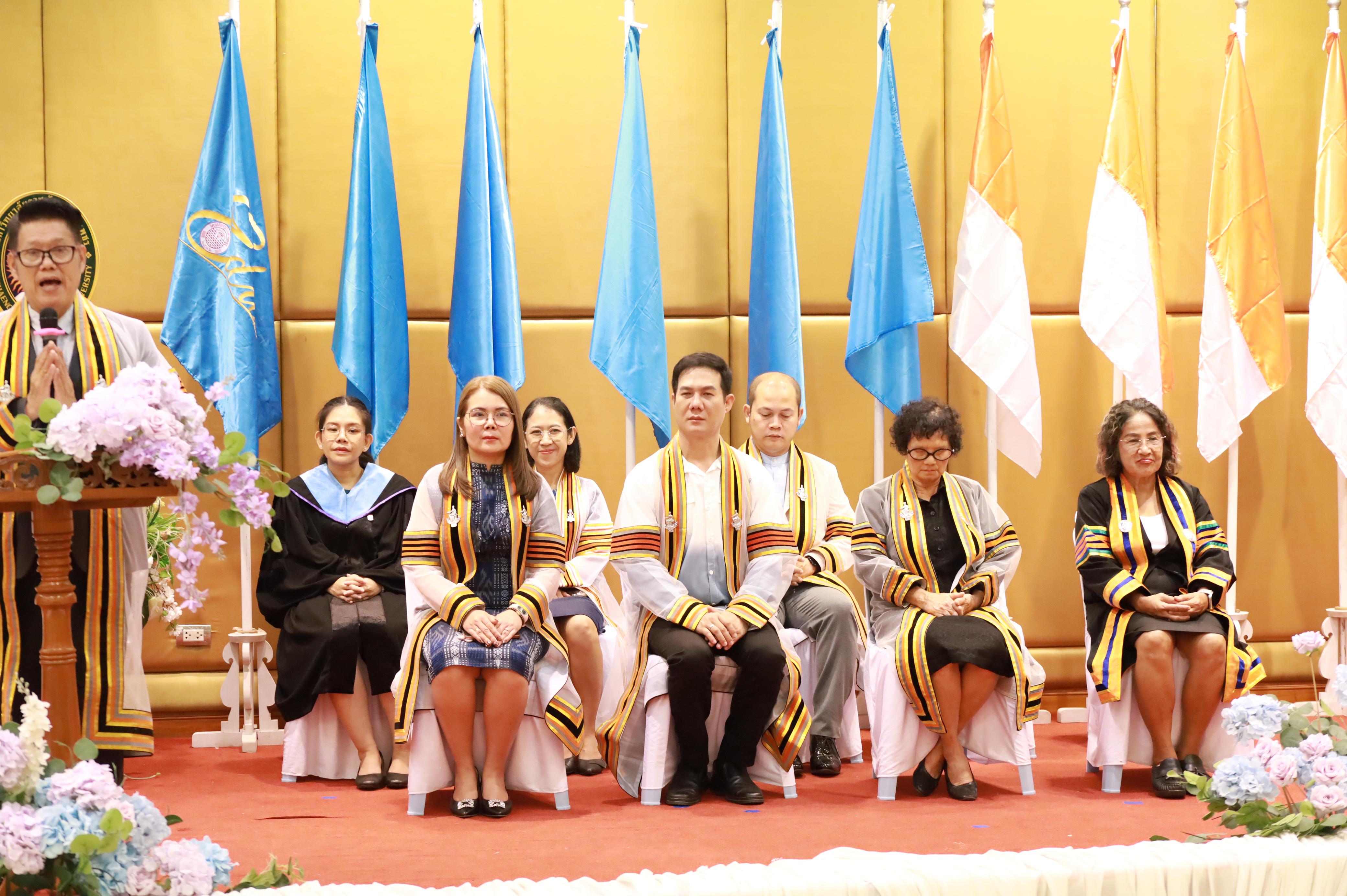 344. คณะครุศาสตร์มหาลัยราชภัฏกำแพงเพชร จัดกิจกรรมมอบเกียรติบัตรและแสดงความยินดีกับผู้สำเร็จการศึกษานักศึกษาหลักสูตรประกาศนียบัตรบัณฑิต สาขาวิชาชีพครู