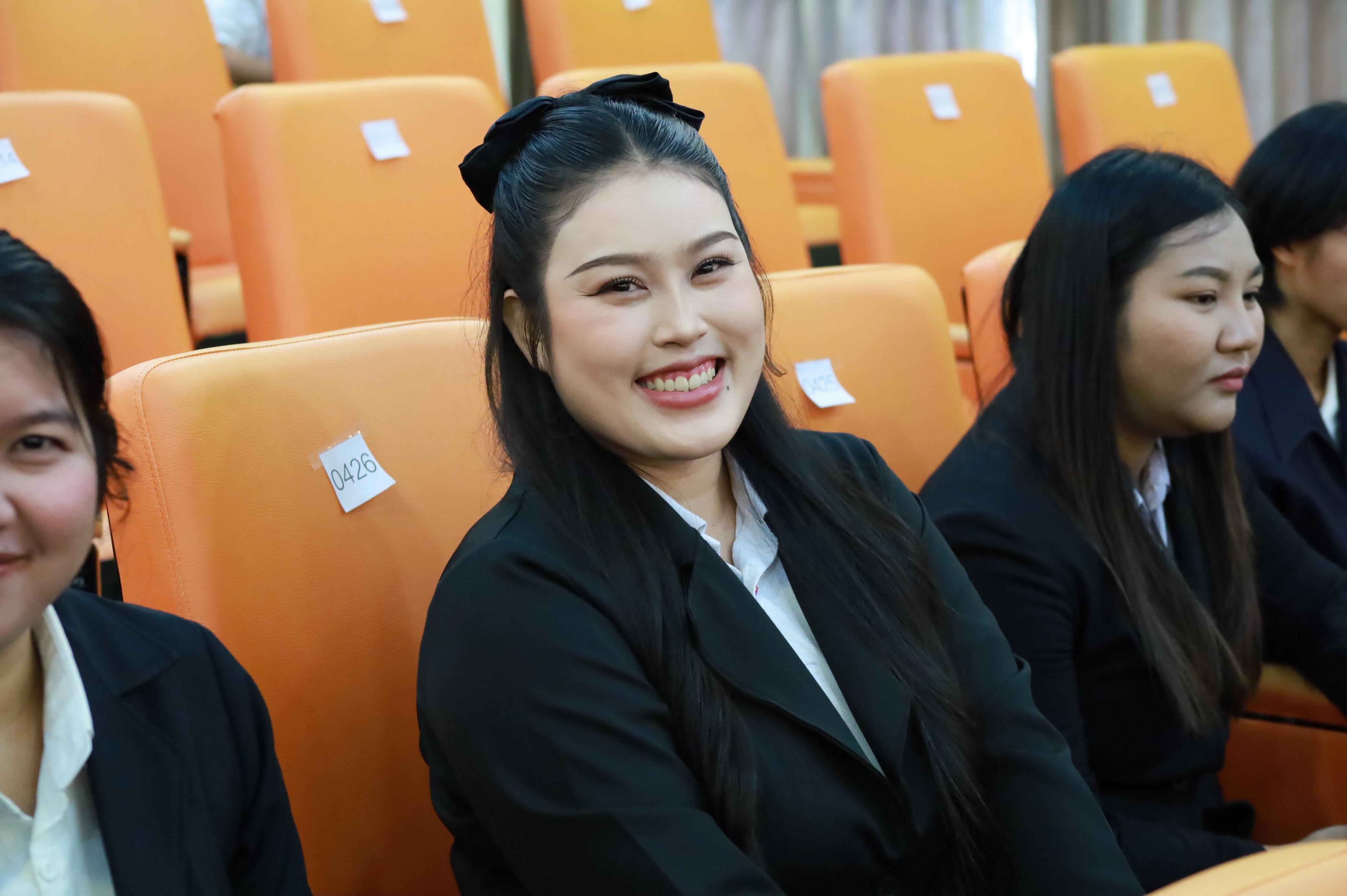 369. คณะครุศาสตร์มหาลัยราชภัฏกำแพงเพชร จัดกิจกรรมมอบเกียรติบัตรและแสดงความยินดีกับผู้สำเร็จการศึกษานักศึกษาหลักสูตรประกาศนียบัตรบัณฑิต สาขาวิชาชีพครู