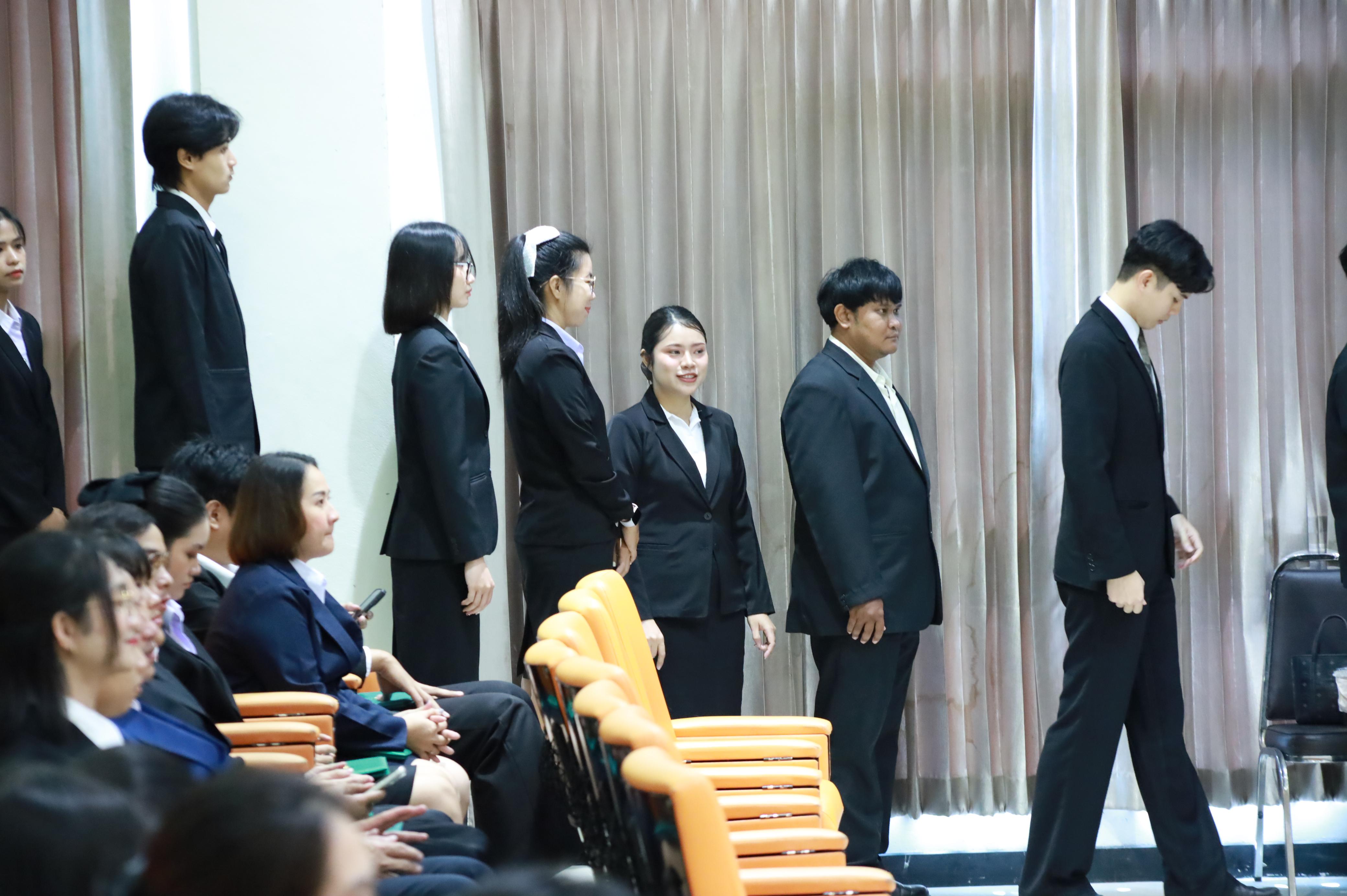 384. คณะครุศาสตร์มหาลัยราชภัฏกำแพงเพชร จัดกิจกรรมมอบเกียรติบัตรและแสดงความยินดีกับผู้สำเร็จการศึกษานักศึกษาหลักสูตรประกาศนียบัตรบัณฑิต สาขาวิชาชีพครู