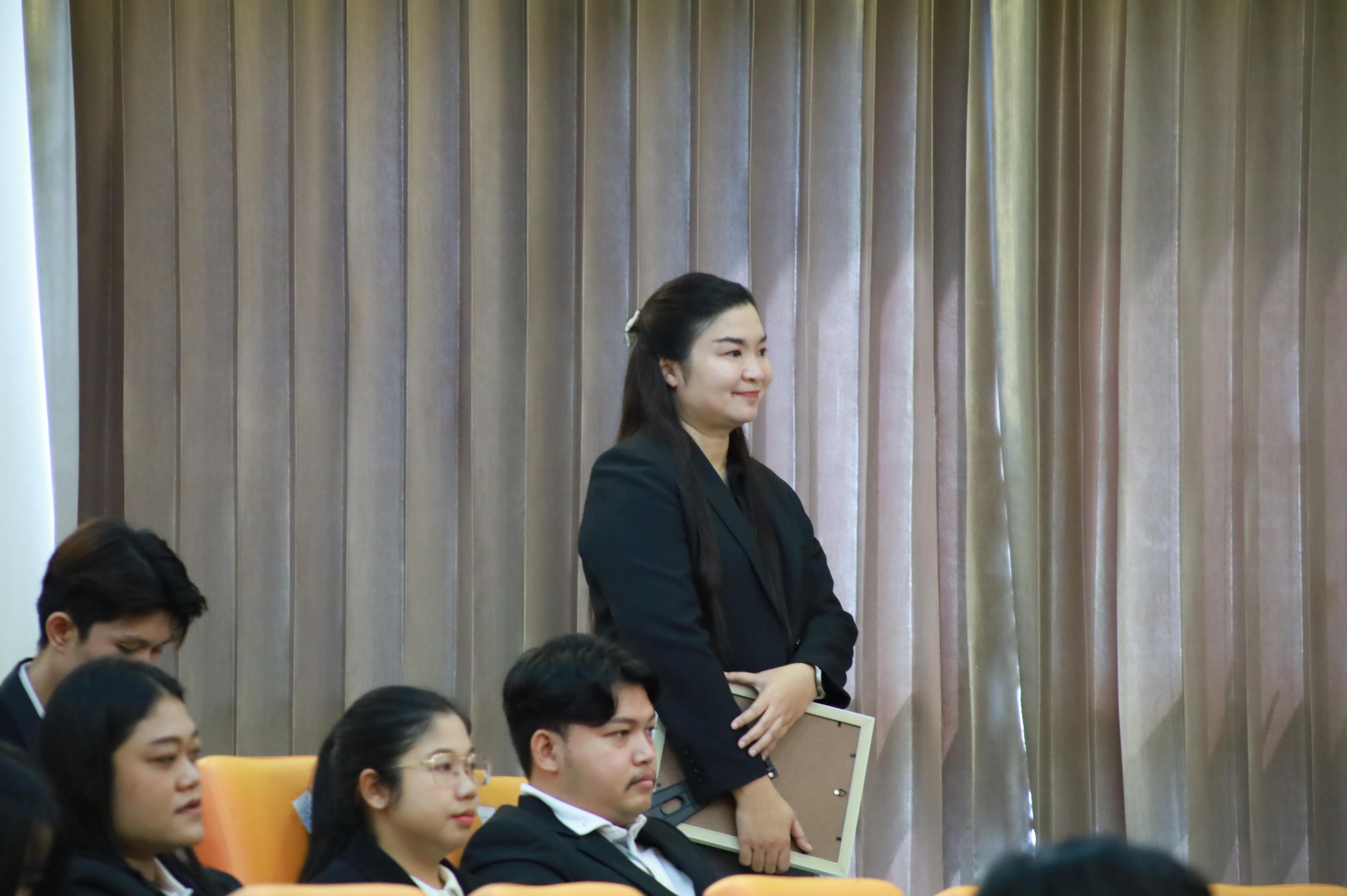 389. คณะครุศาสตร์มหาลัยราชภัฏกำแพงเพชร จัดกิจกรรมมอบเกียรติบัตรและแสดงความยินดีกับผู้สำเร็จการศึกษานักศึกษาหลักสูตรประกาศนียบัตรบัณฑิต สาขาวิชาชีพครู