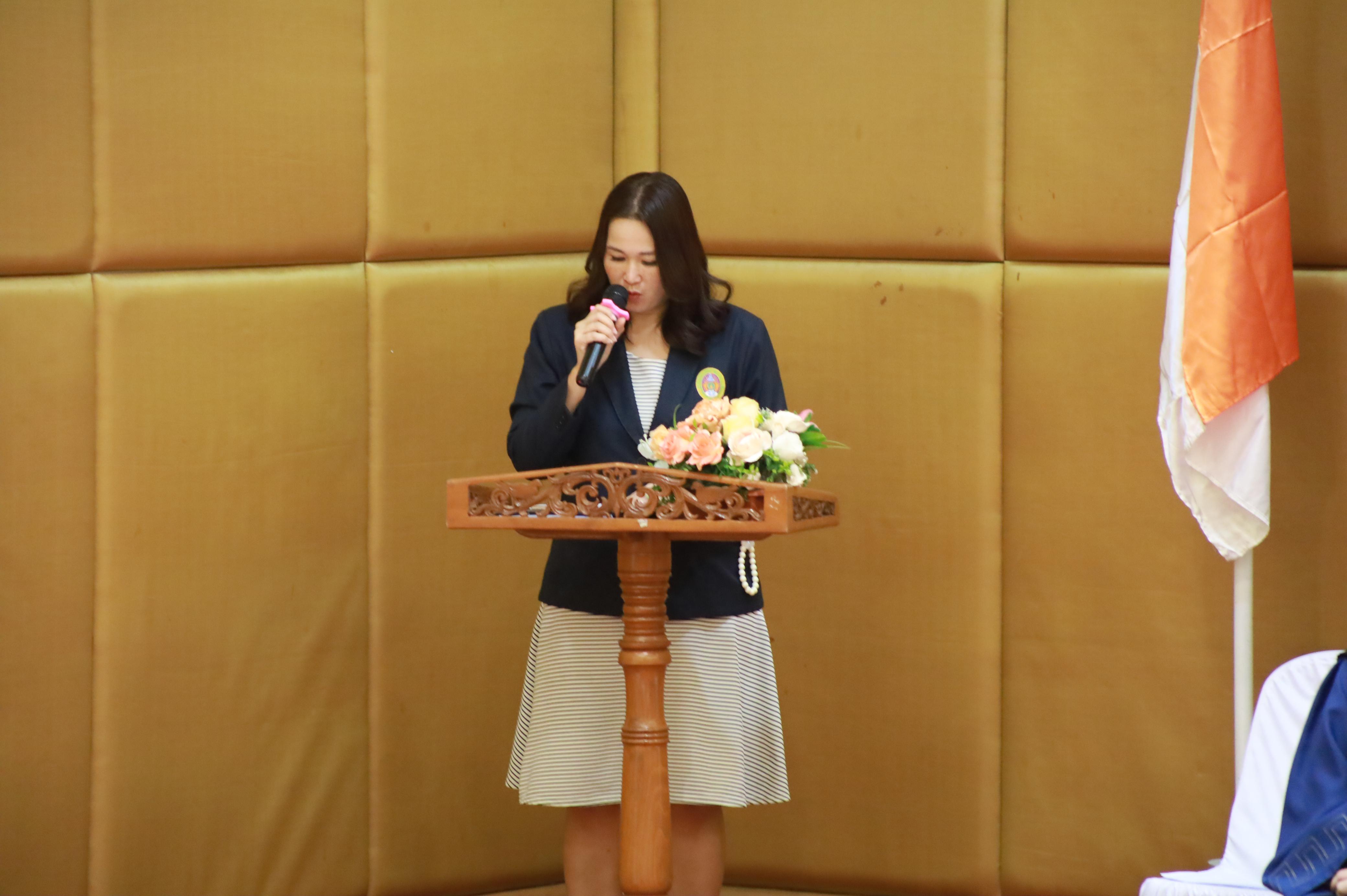 403. คณะครุศาสตร์มหาลัยราชภัฏกำแพงเพชร จัดกิจกรรมมอบเกียรติบัตรและแสดงความยินดีกับผู้สำเร็จการศึกษานักศึกษาหลักสูตรประกาศนียบัตรบัณฑิต สาขาวิชาชีพครู