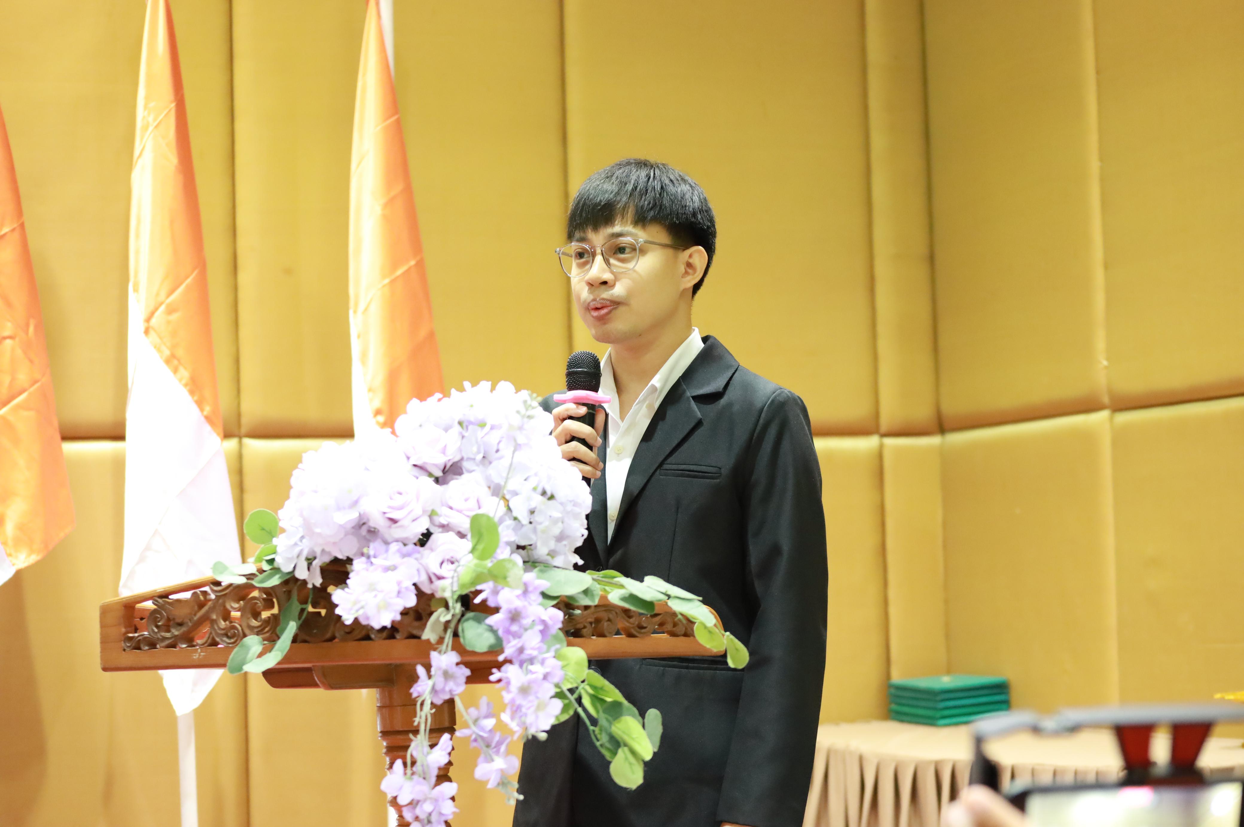 404. คณะครุศาสตร์มหาลัยราชภัฏกำแพงเพชร จัดกิจกรรมมอบเกียรติบัตรและแสดงความยินดีกับผู้สำเร็จการศึกษานักศึกษาหลักสูตรประกาศนียบัตรบัณฑิต สาขาวิชาชีพครู