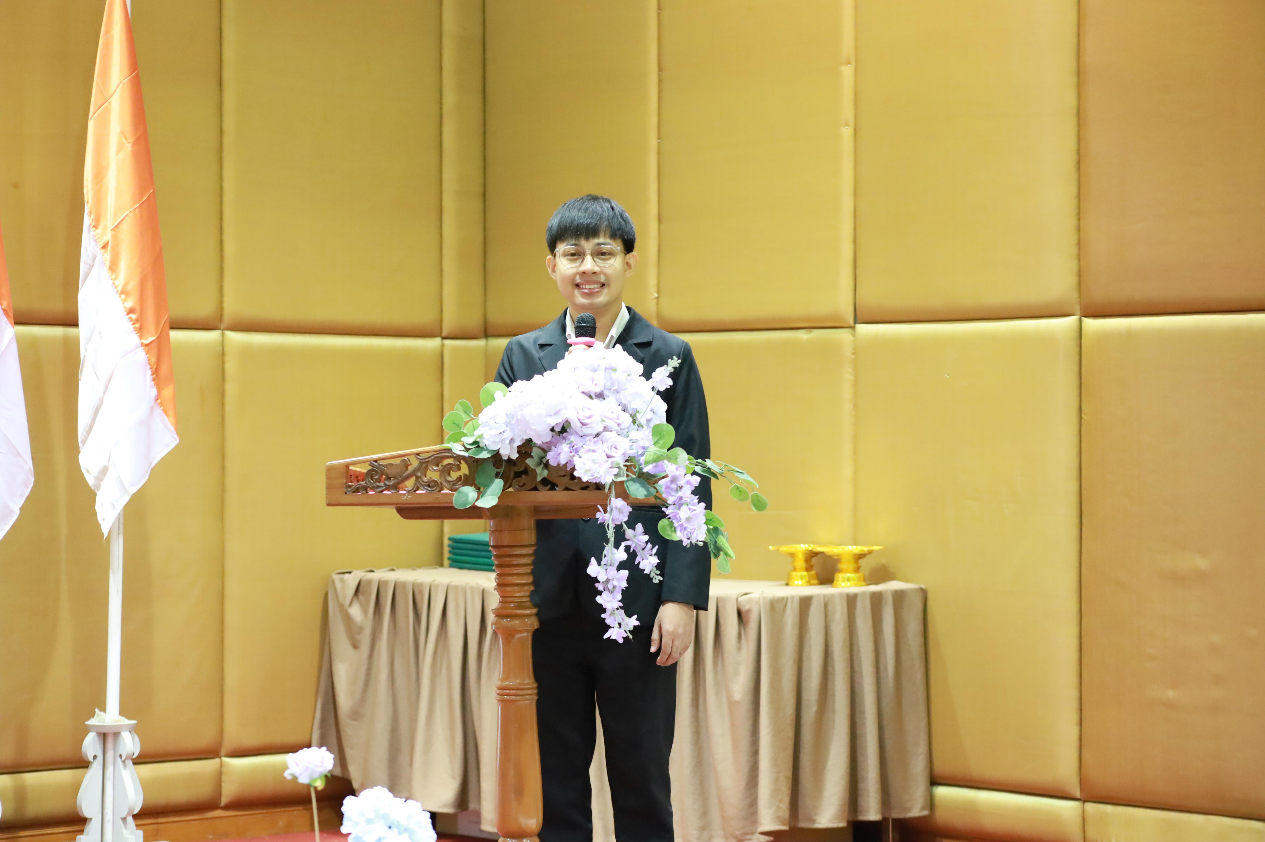 406. คณะครุศาสตร์มหาลัยราชภัฏกำแพงเพชร จัดกิจกรรมมอบเกียรติบัตรและแสดงความยินดีกับผู้สำเร็จการศึกษานักศึกษาหลักสูตรประกาศนียบัตรบัณฑิต สาขาวิชาชีพครู