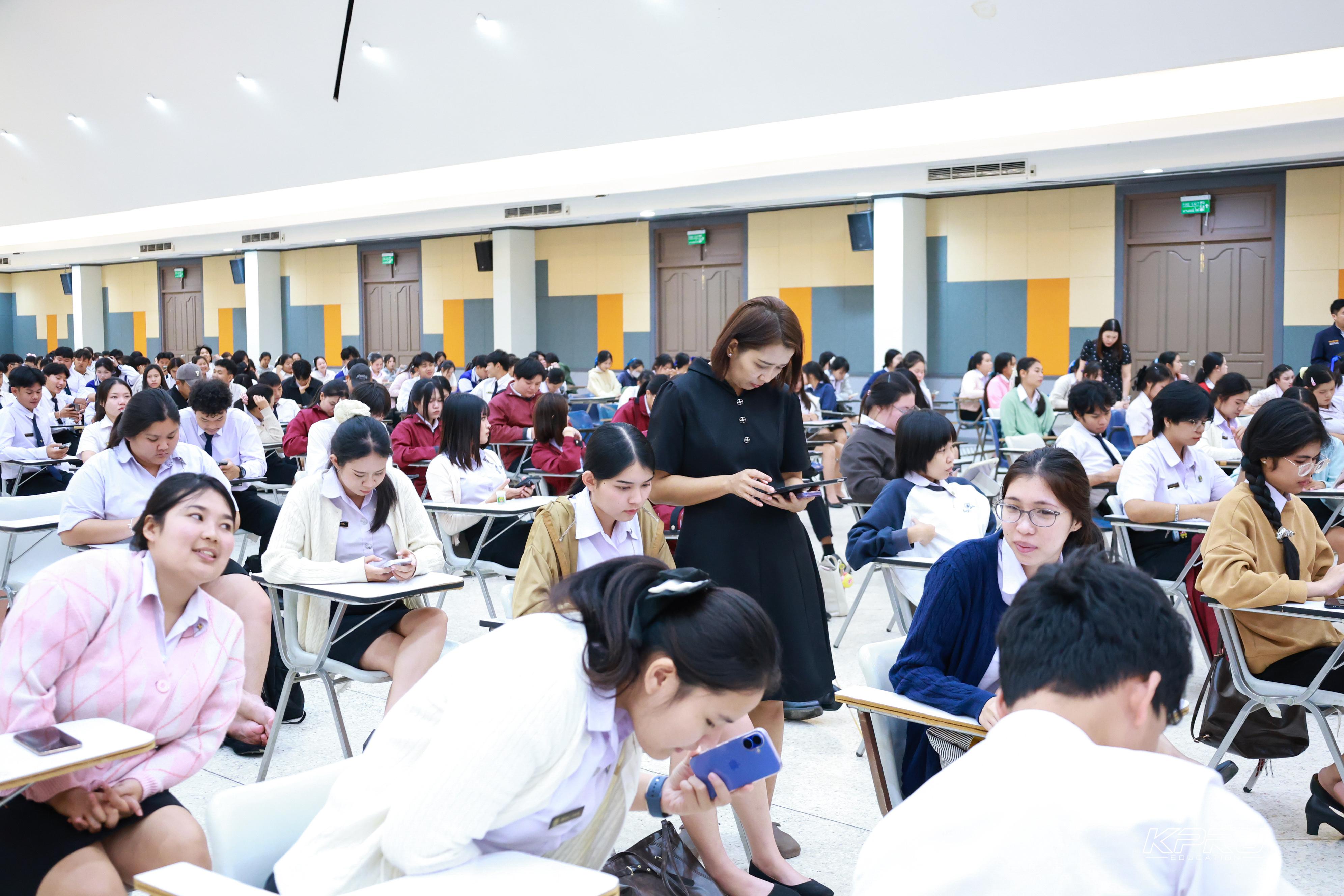 45. วันที่ 28 ตุลาคม 2569 คณะครุศาสตร์จัดสอบประมวลความรู้วิชาชีพครู ณ ห้องราชพฤกษ์ อาคารทีปังกรรัศมีโชติ มหาวิทยาลัยราชภัฏกำแพงเพชร