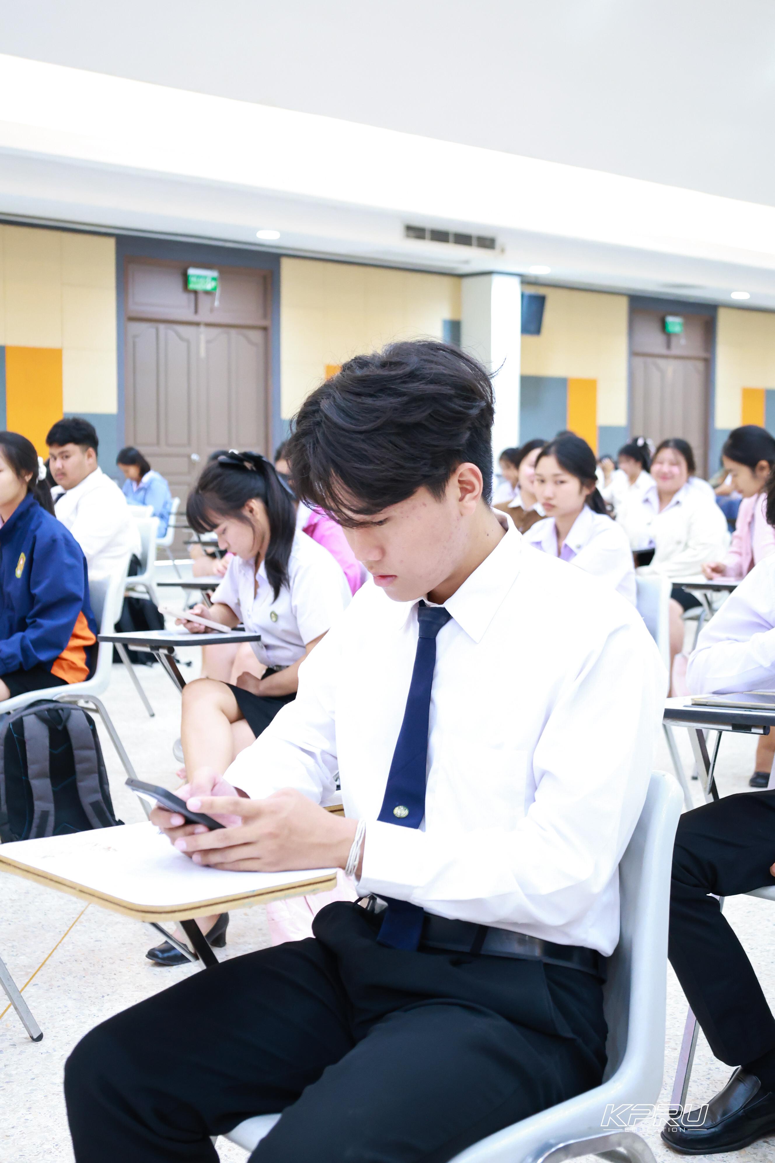51. วันที่ 28 ตุลาคม 2569 คณะครุศาสตร์จัดสอบประมวลความรู้วิชาชีพครู ณ ห้องราชพฤกษ์ อาคารทีปังกรรัศมีโชติ มหาวิทยาลัยราชภัฏกำแพงเพชร