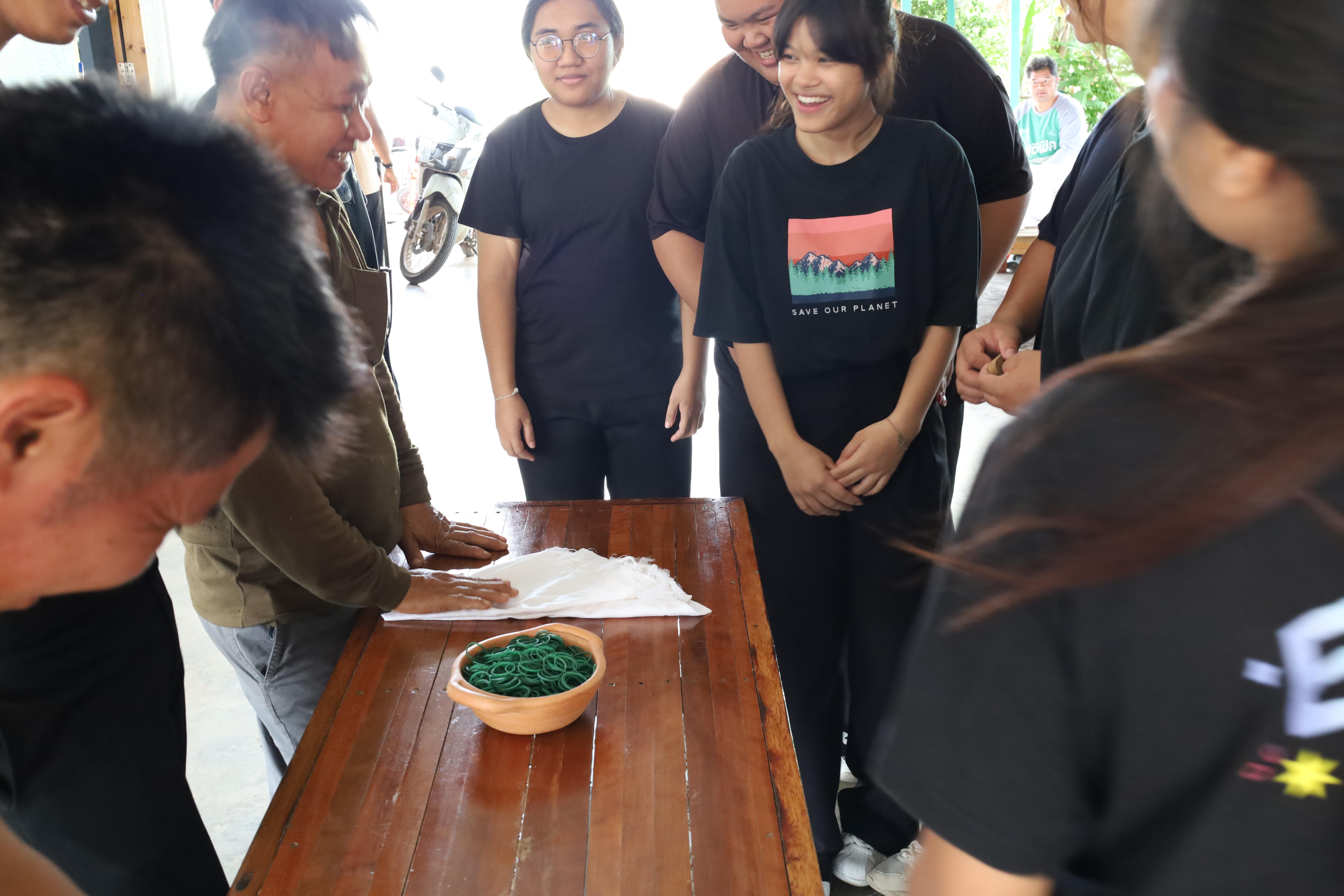 87. เมื่อวันที่ 28 - 29 เมษายน 2568 กิจกรรม Social Enterprise 1 กิจกรรมลงพื้นที่ทดลองเครื่องมือทางวิศวกรสังคมผ่านการเรียนรู้ ณ หมู่ 3 ตำบลหนองปลิง อำเภอเมืองกำแพงเพชร จังหวัดกำแพงเพชร